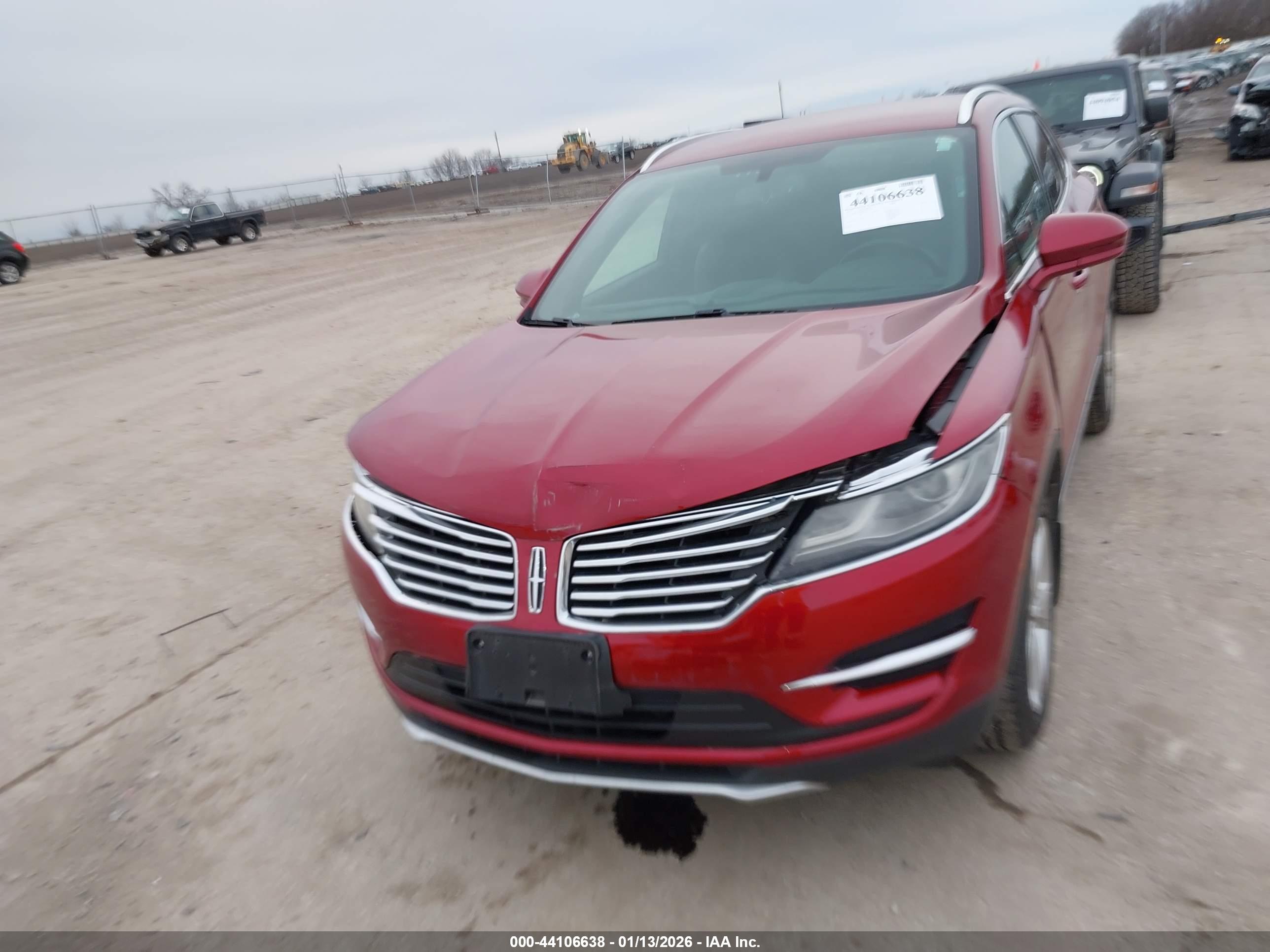 LINCOLN MKC image 6