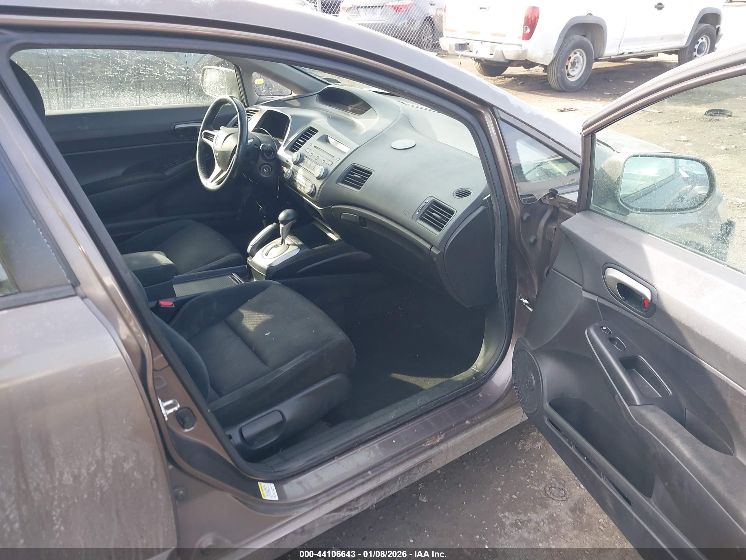 HONDA CIVIC image 5