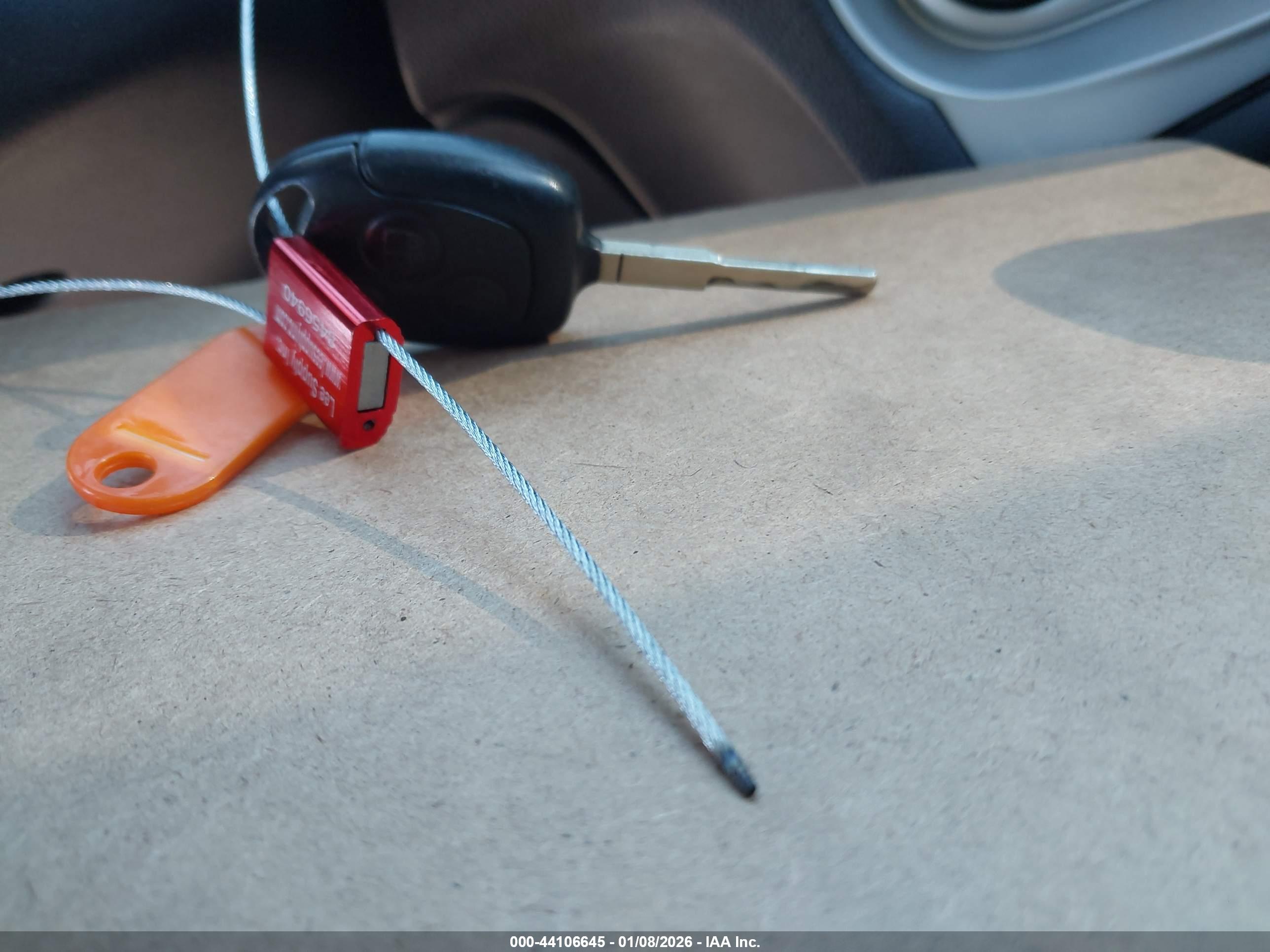 FORD FIESTA image 11