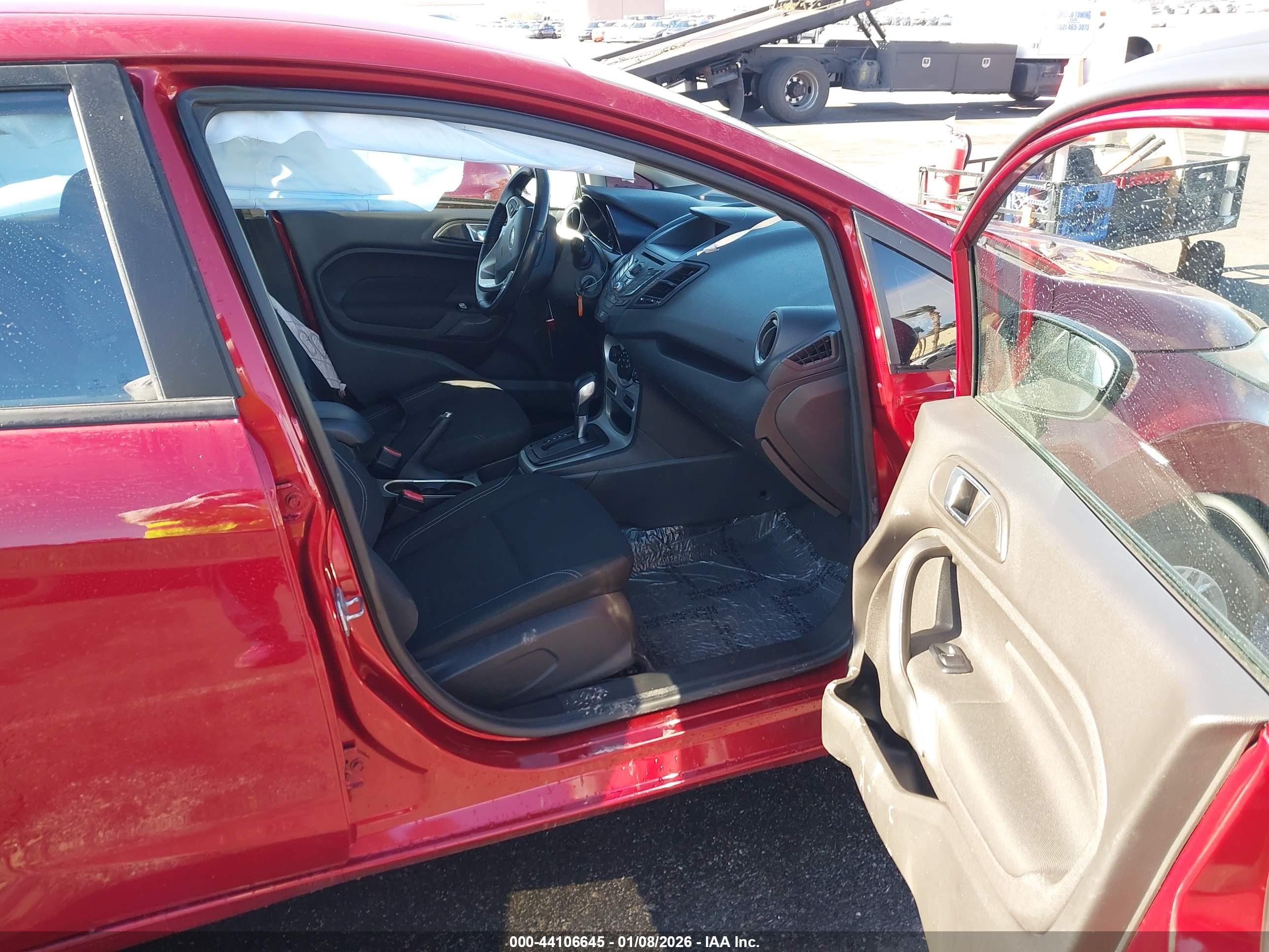 FORD FIESTA image 5