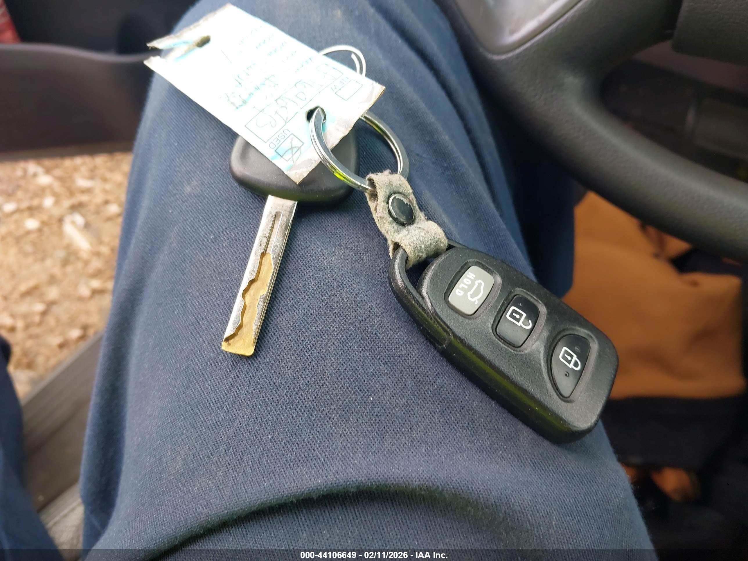 HYUNDAI SONATA image 11