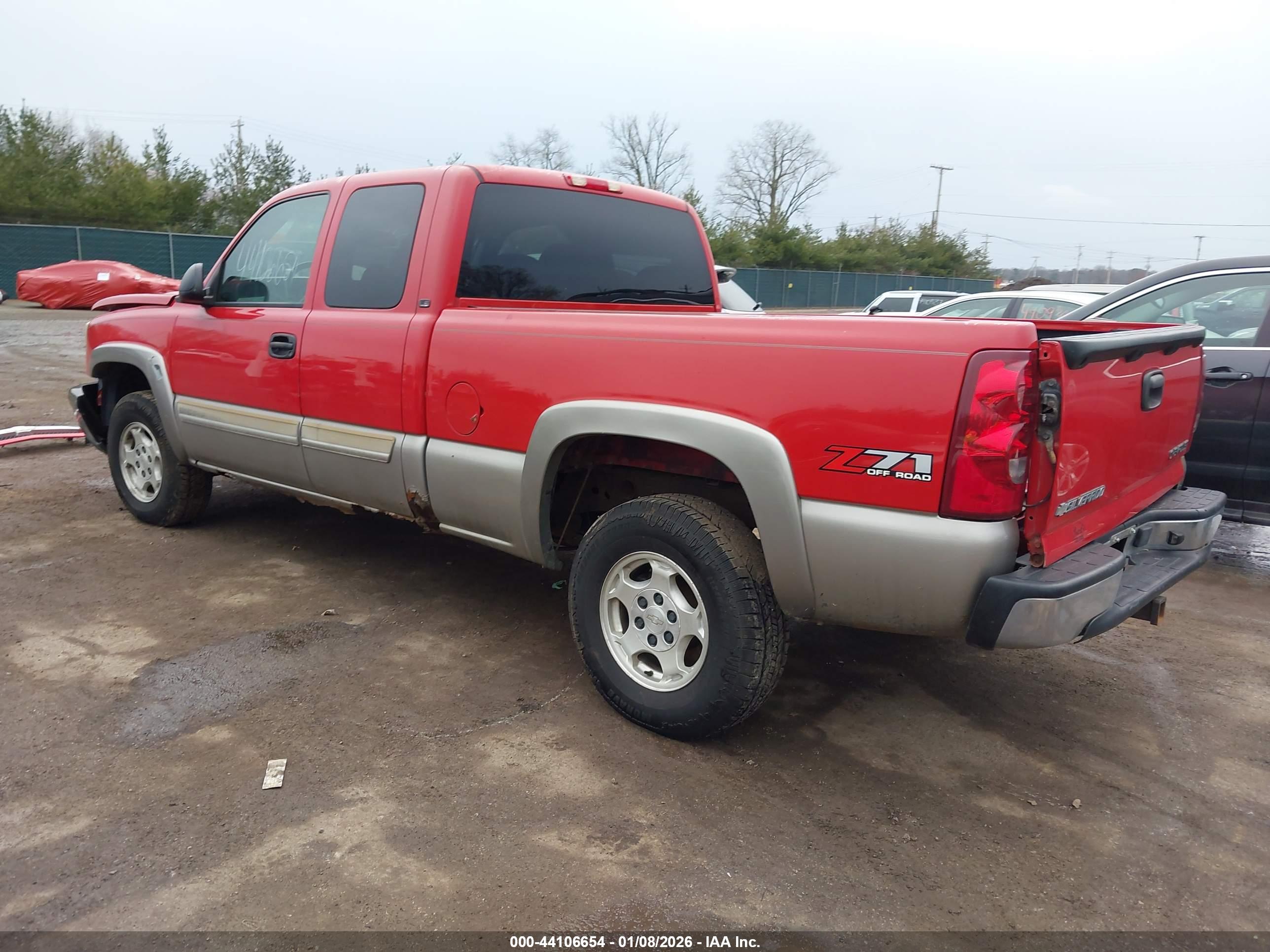 CHEVROLET SILVERADO image 3