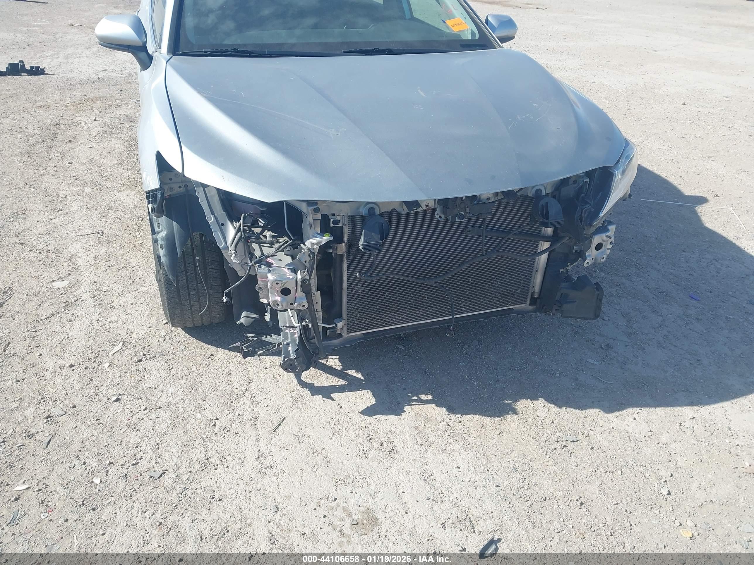 TOYOTA CAMRY image 6