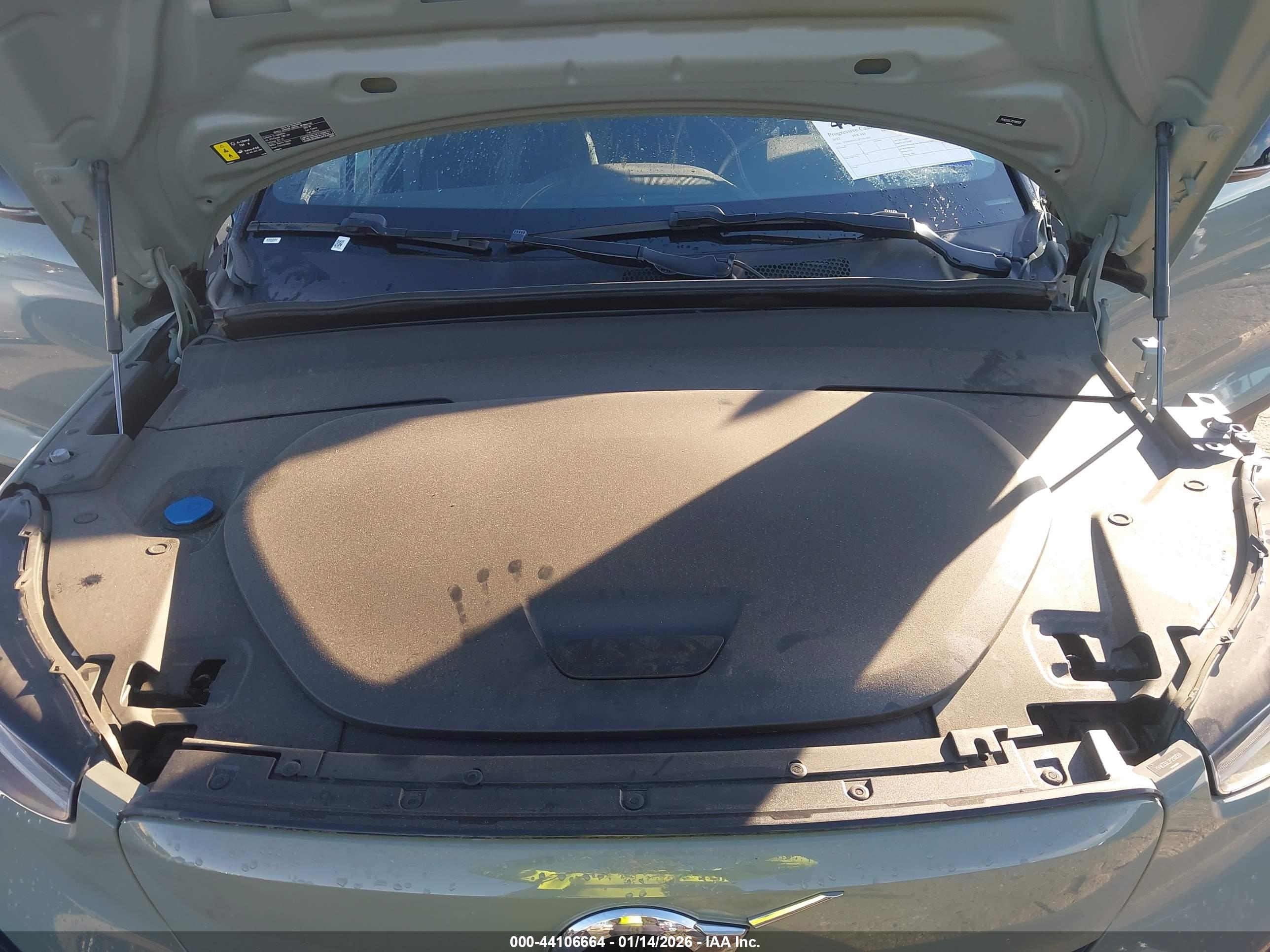 VOLVO XC40 image 10