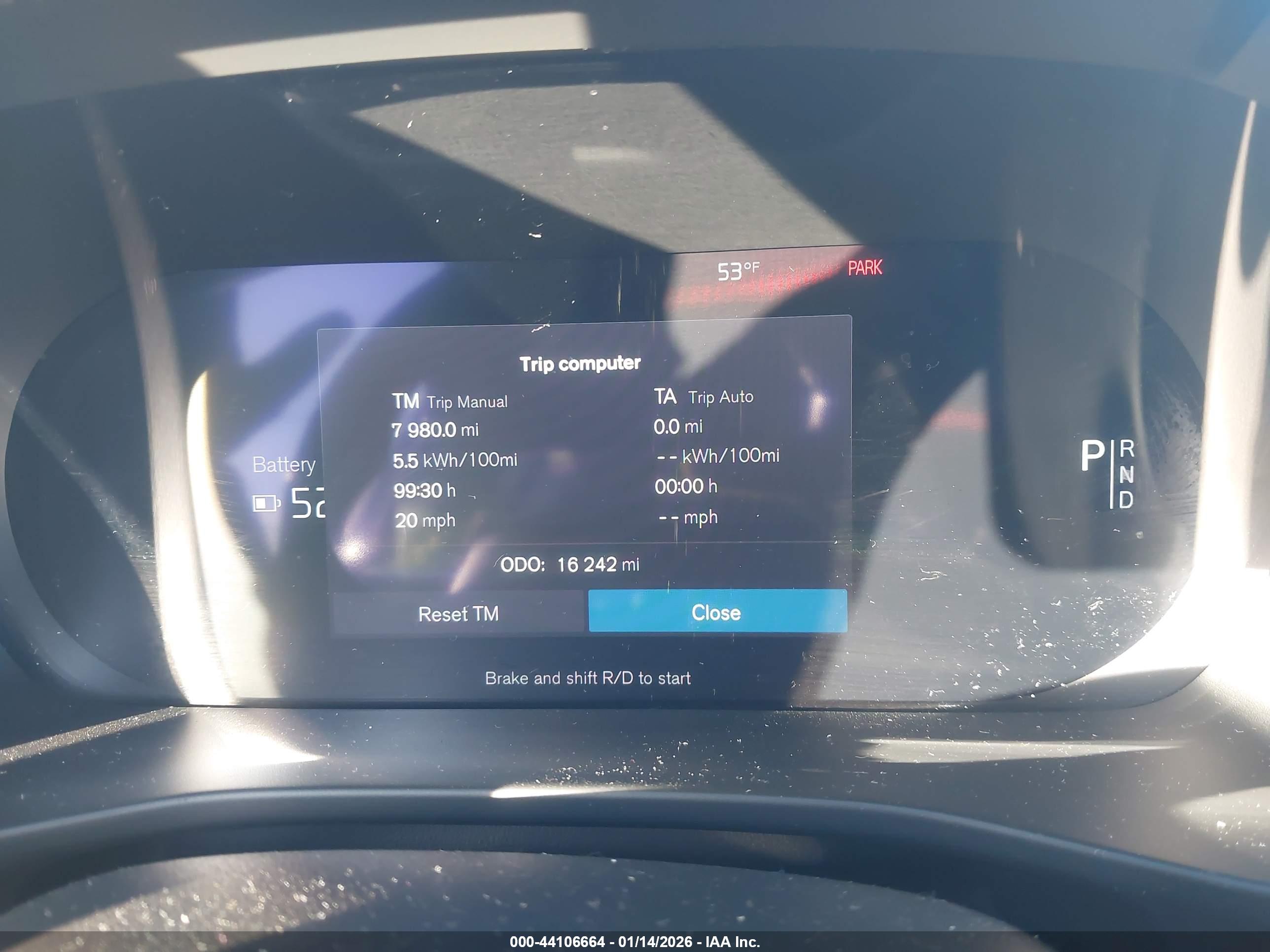 VOLVO XC40 image 7