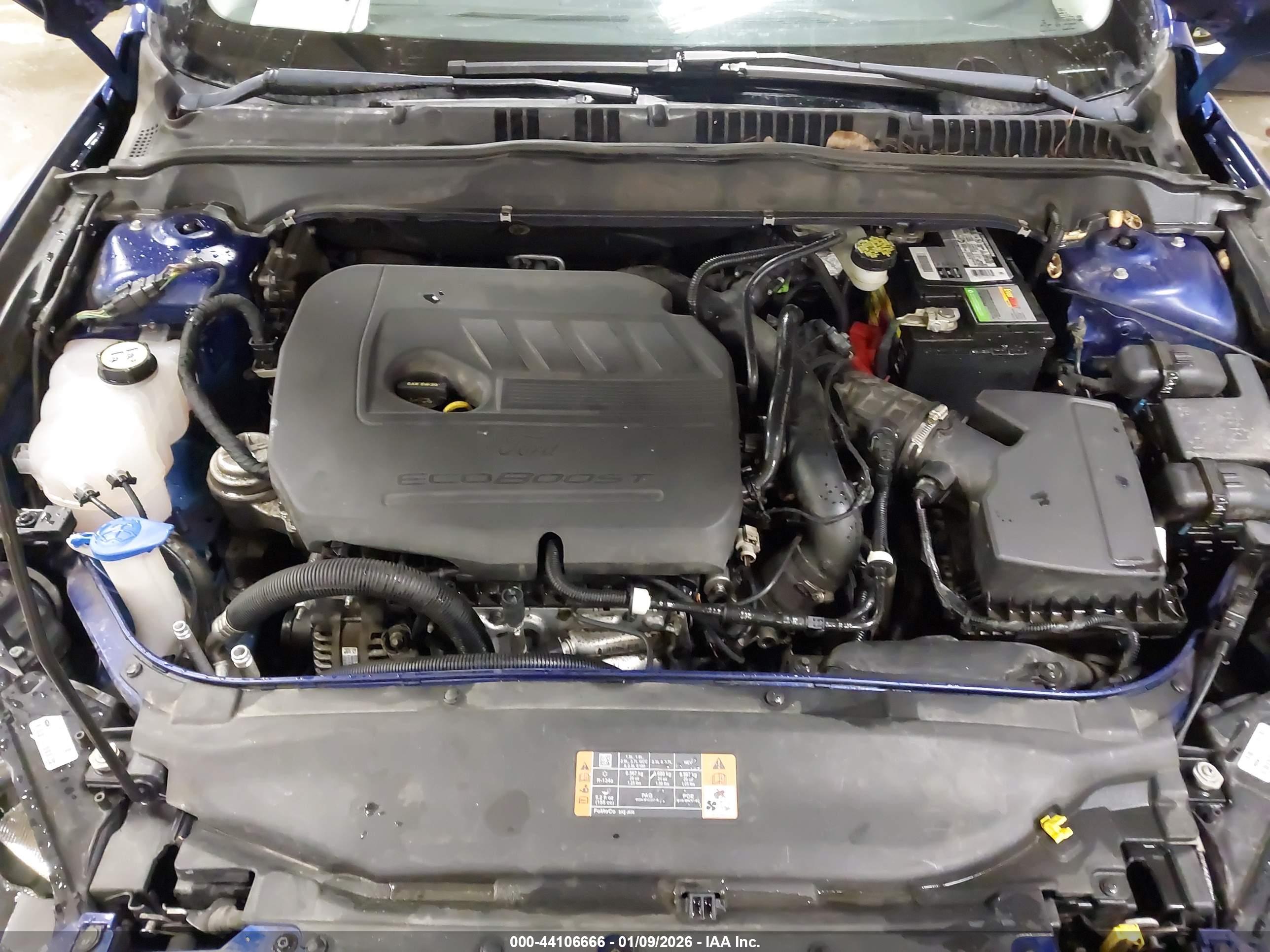 FORD FUSION image 10