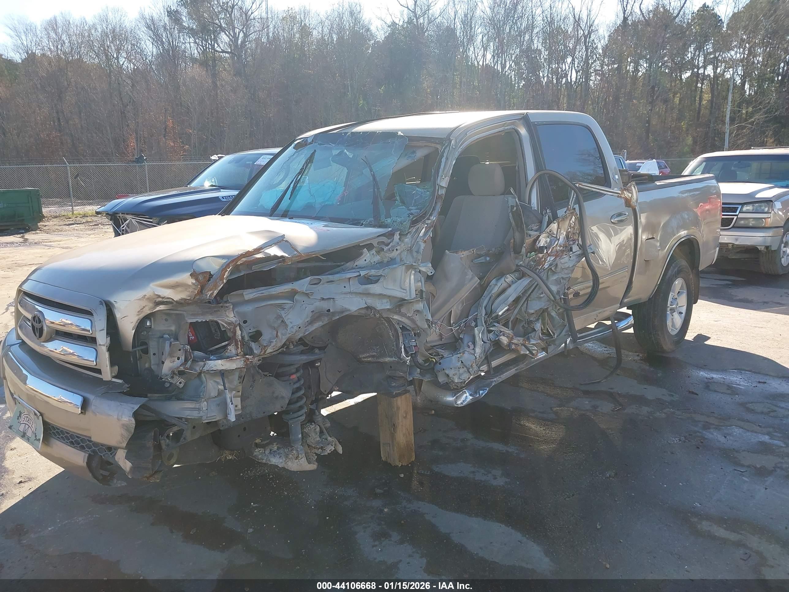 TOYOTA TUNDRA image 6
