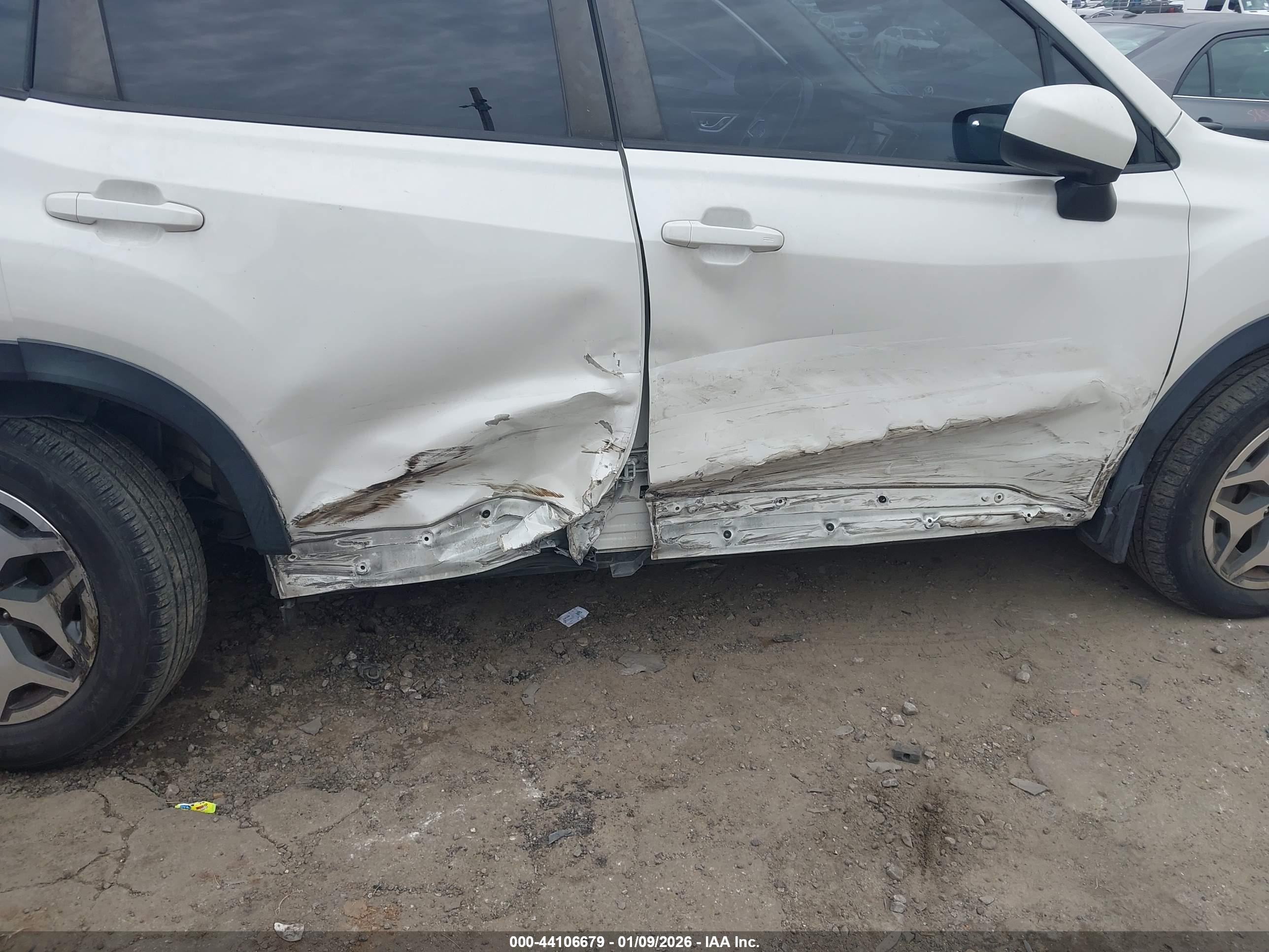 SUBARU FORESTER image 6