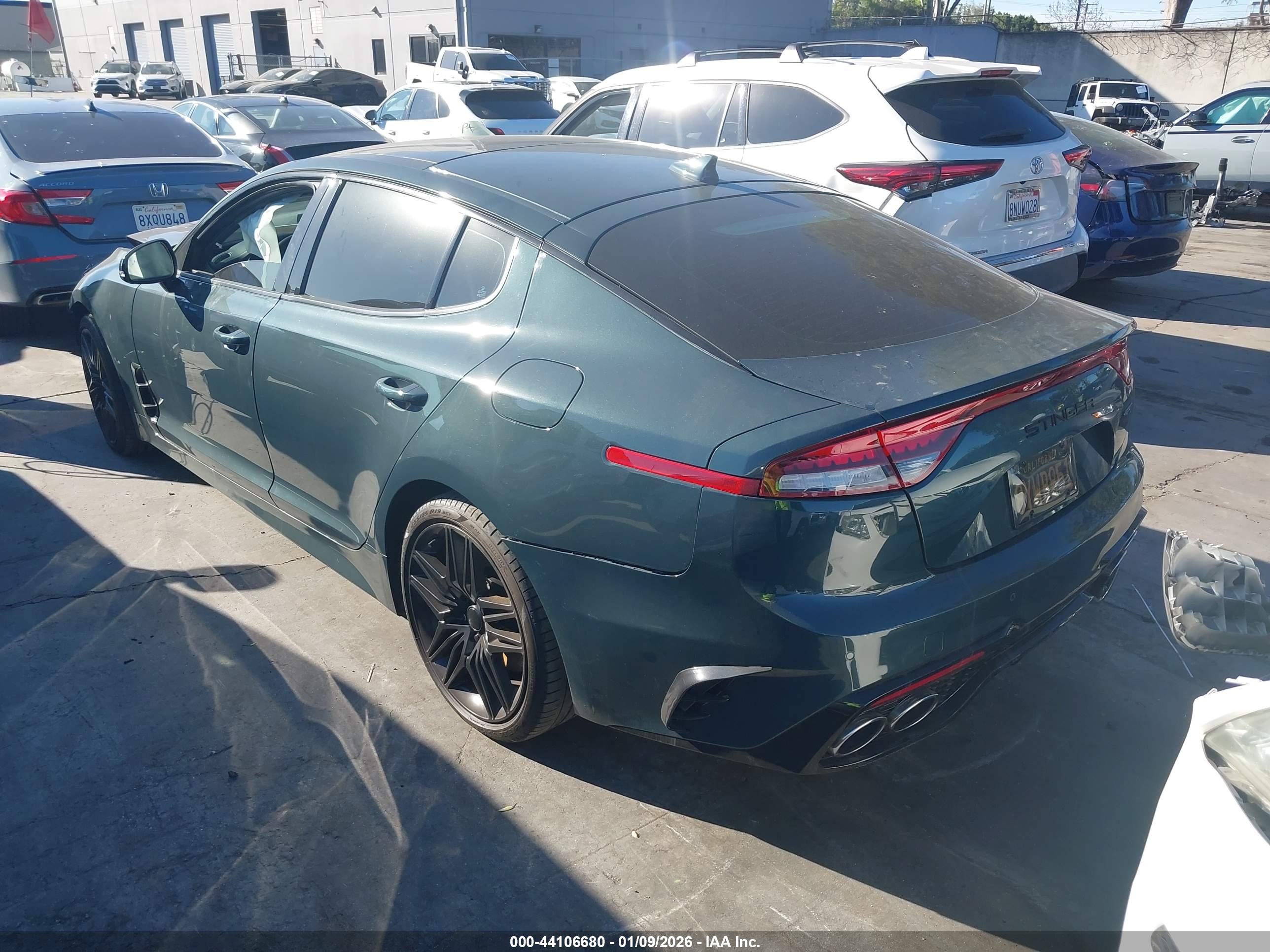 KIA STINGER image 3
