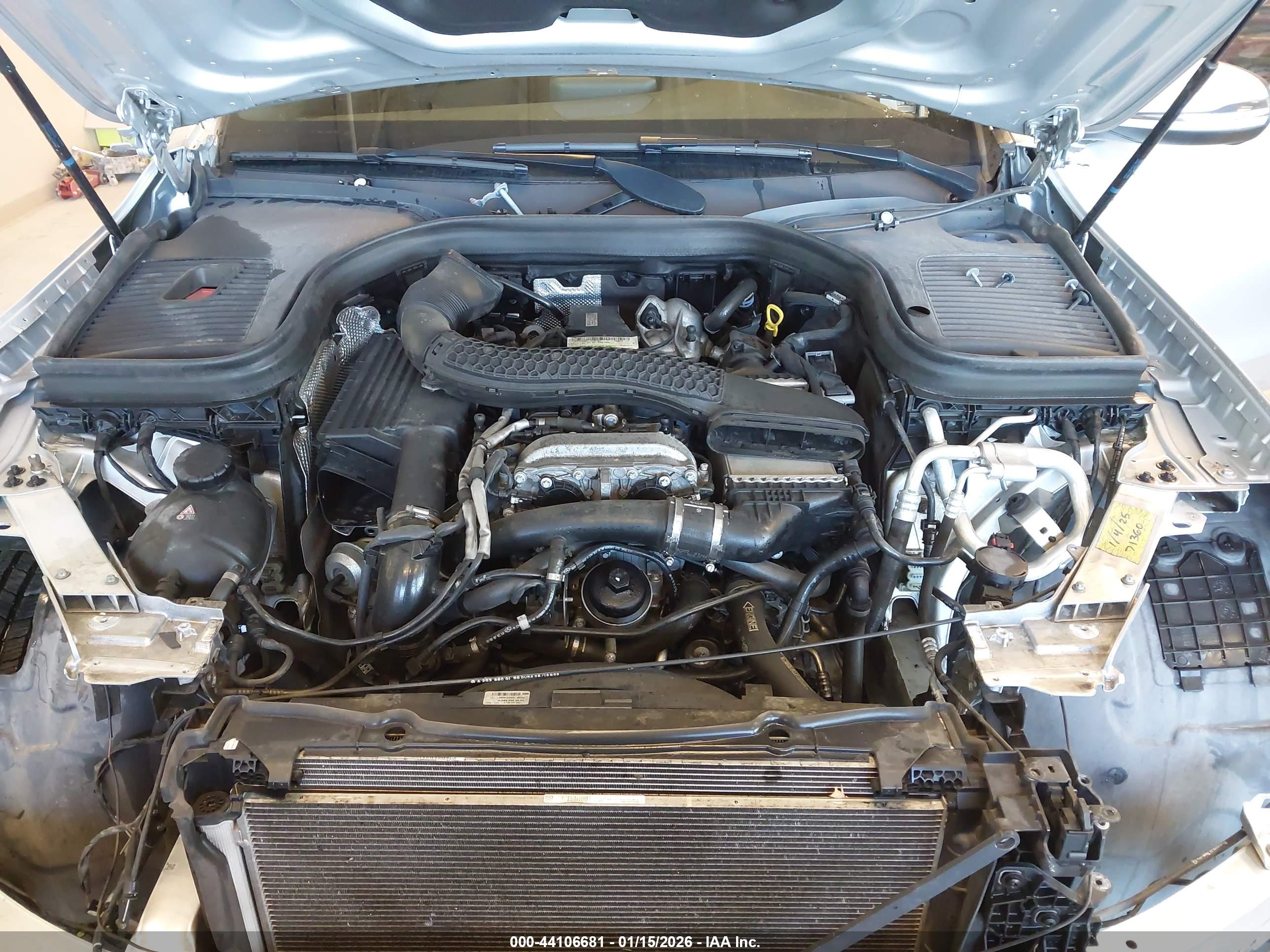 MERCEDES-BENZ GLC image 10