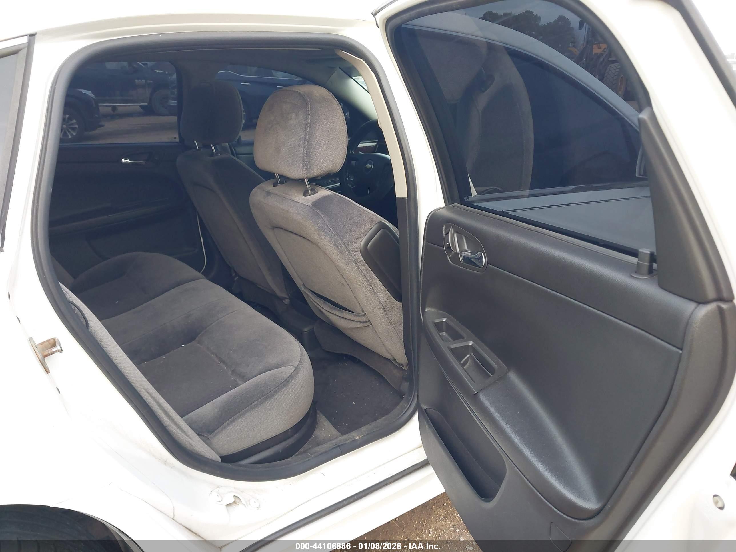 CHEVROLET IMPALA image 8