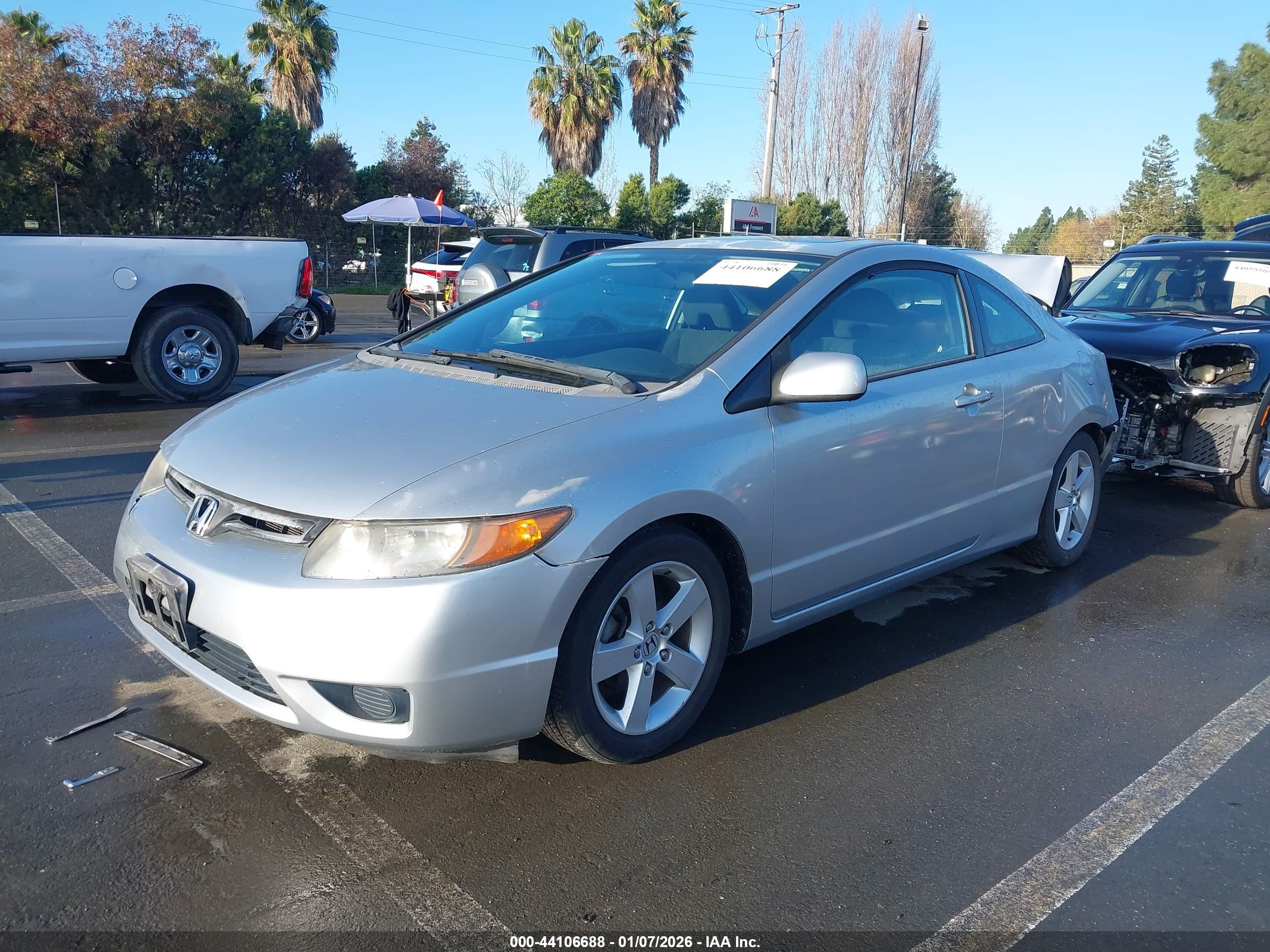 HONDA CIVIC image 2