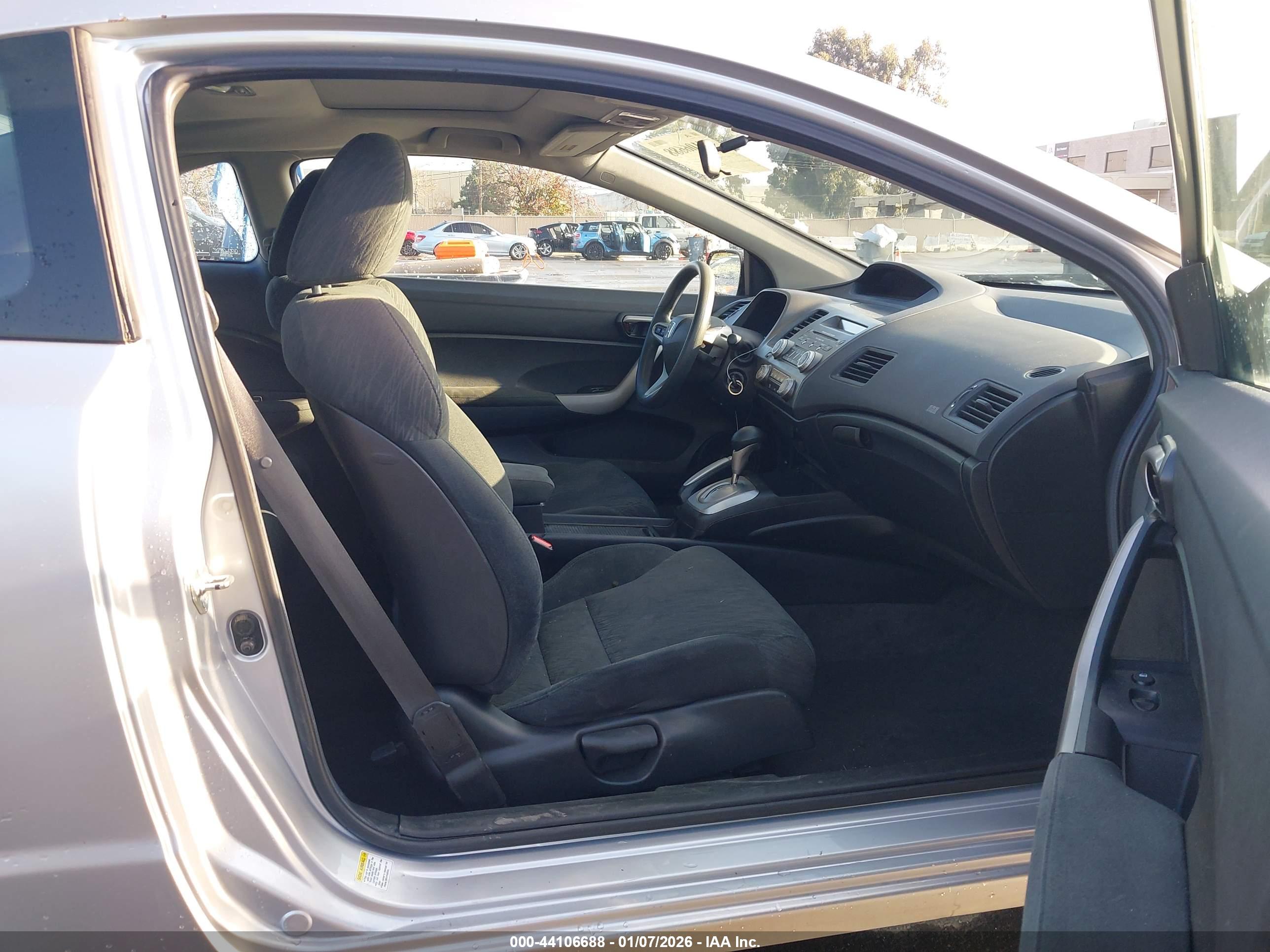 HONDA CIVIC image 5