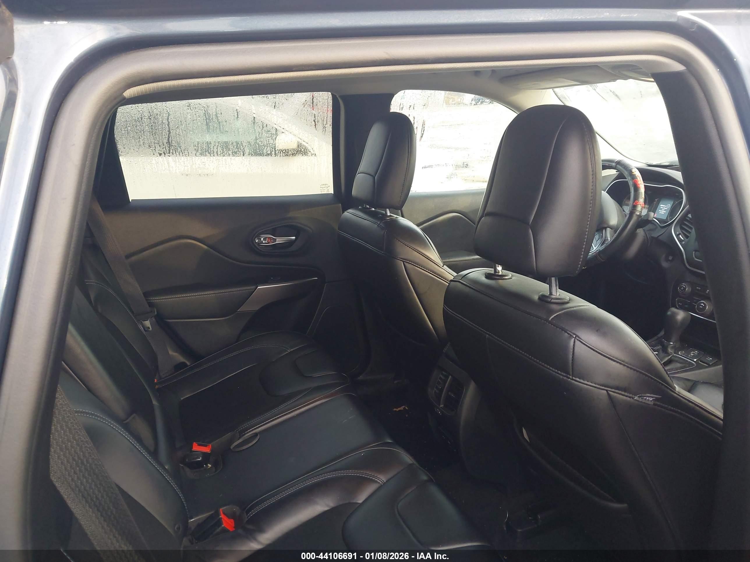 JEEP CHEROKEE image 8