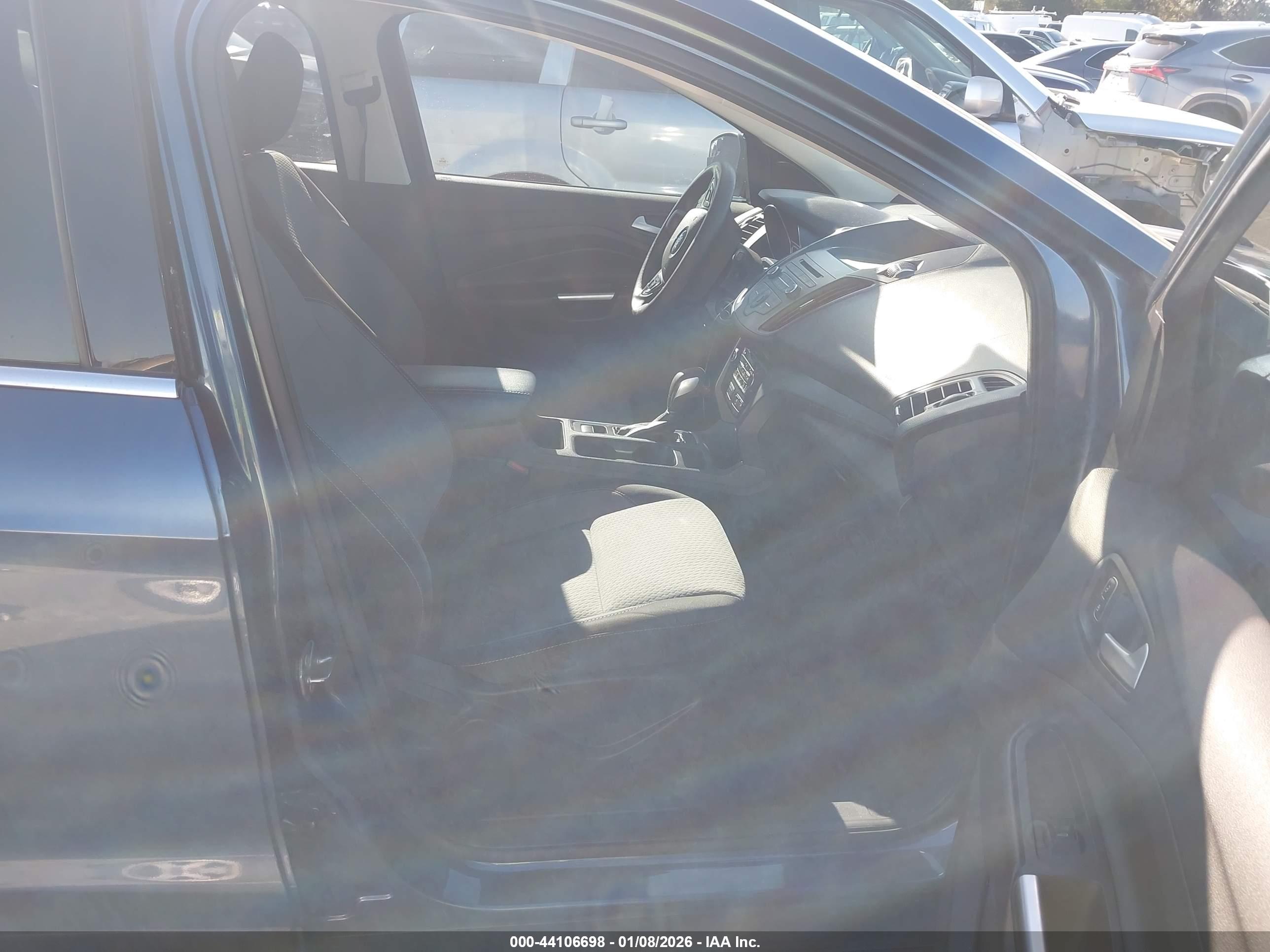 FORD ESCAPE image 5
