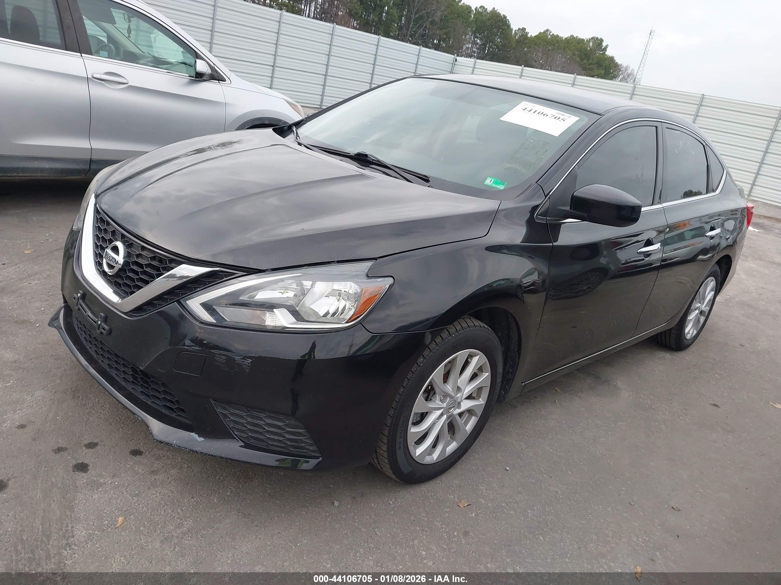 NISSAN SENTRA image 2