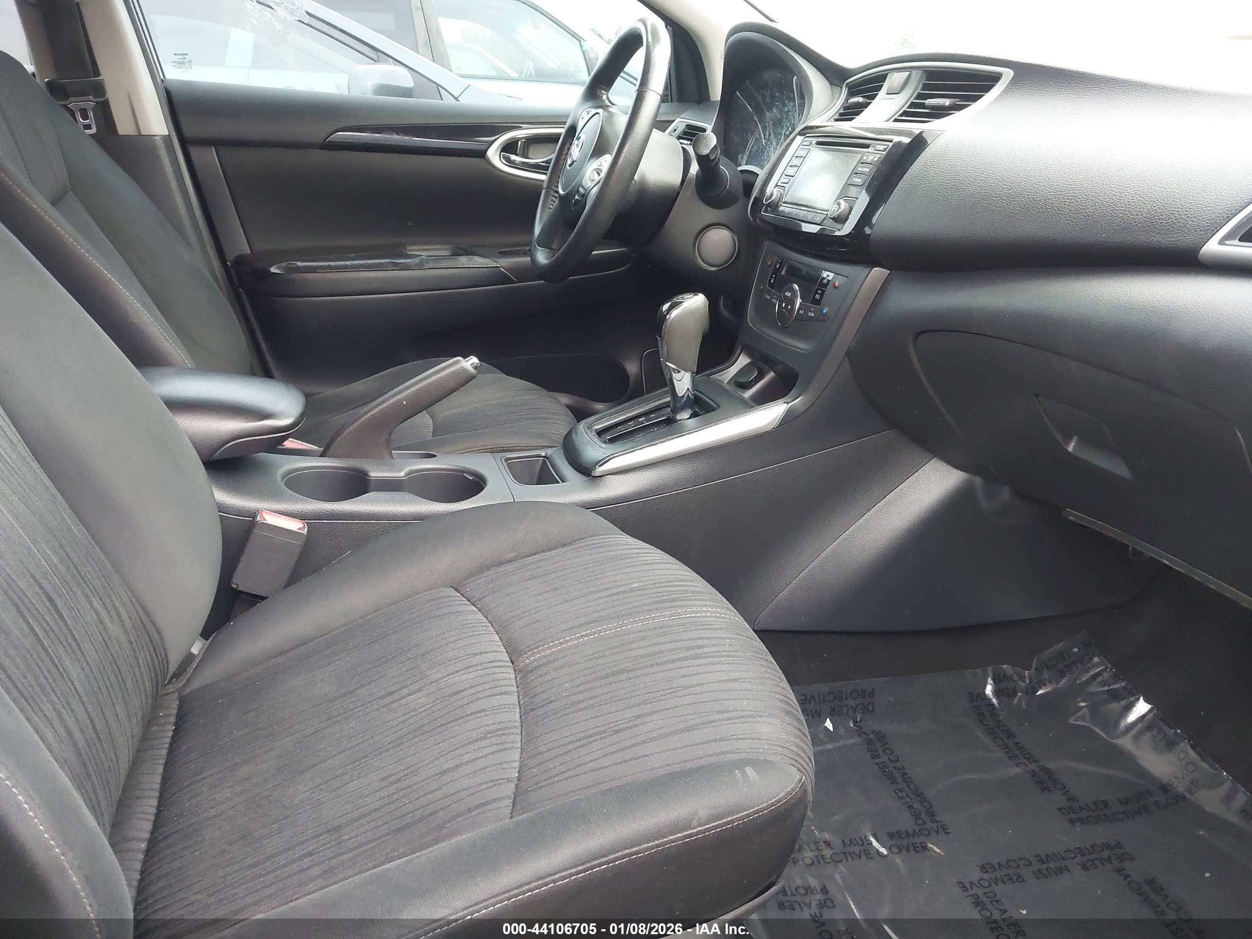 NISSAN SENTRA image 5
