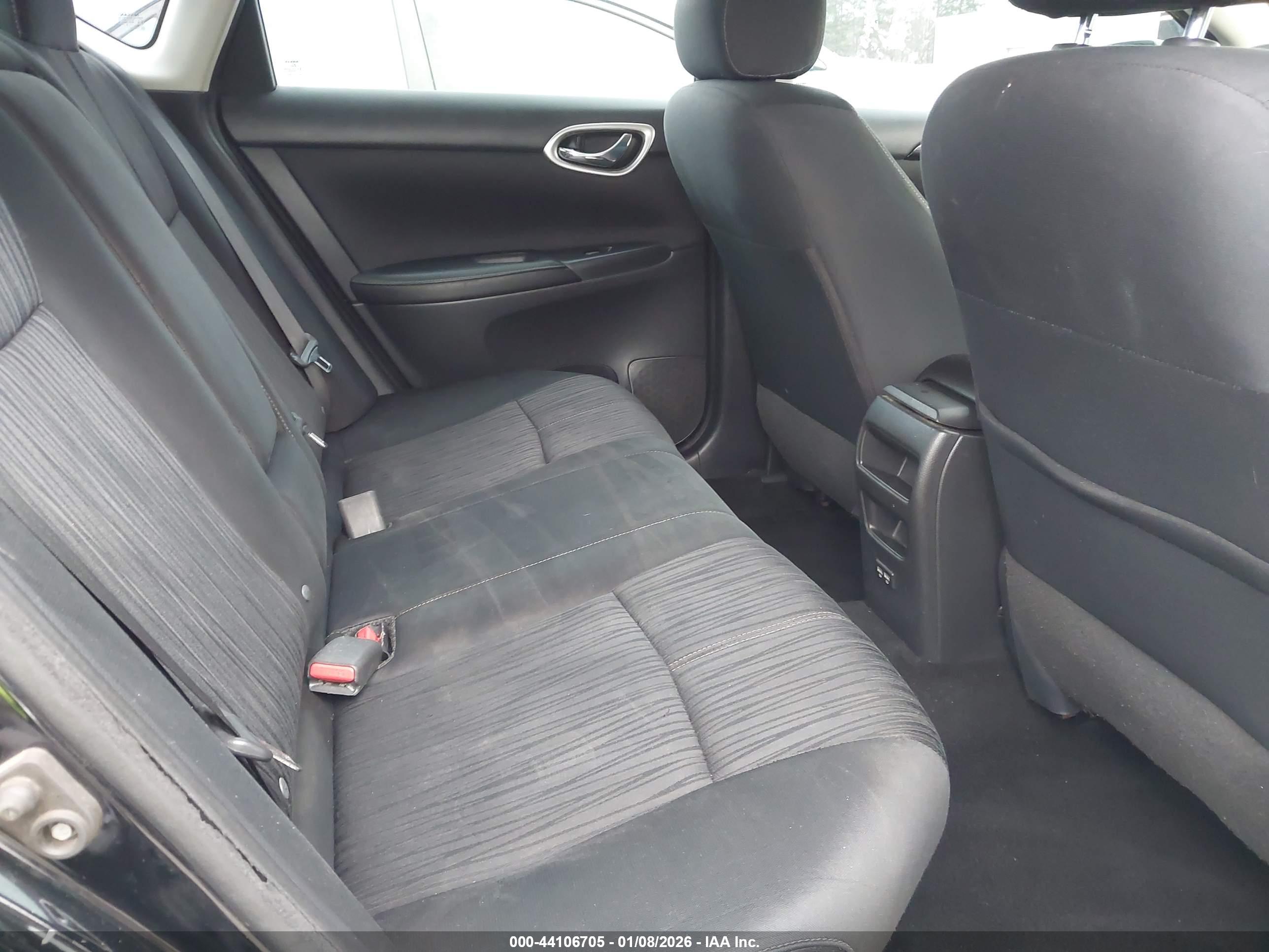 NISSAN SENTRA image 8