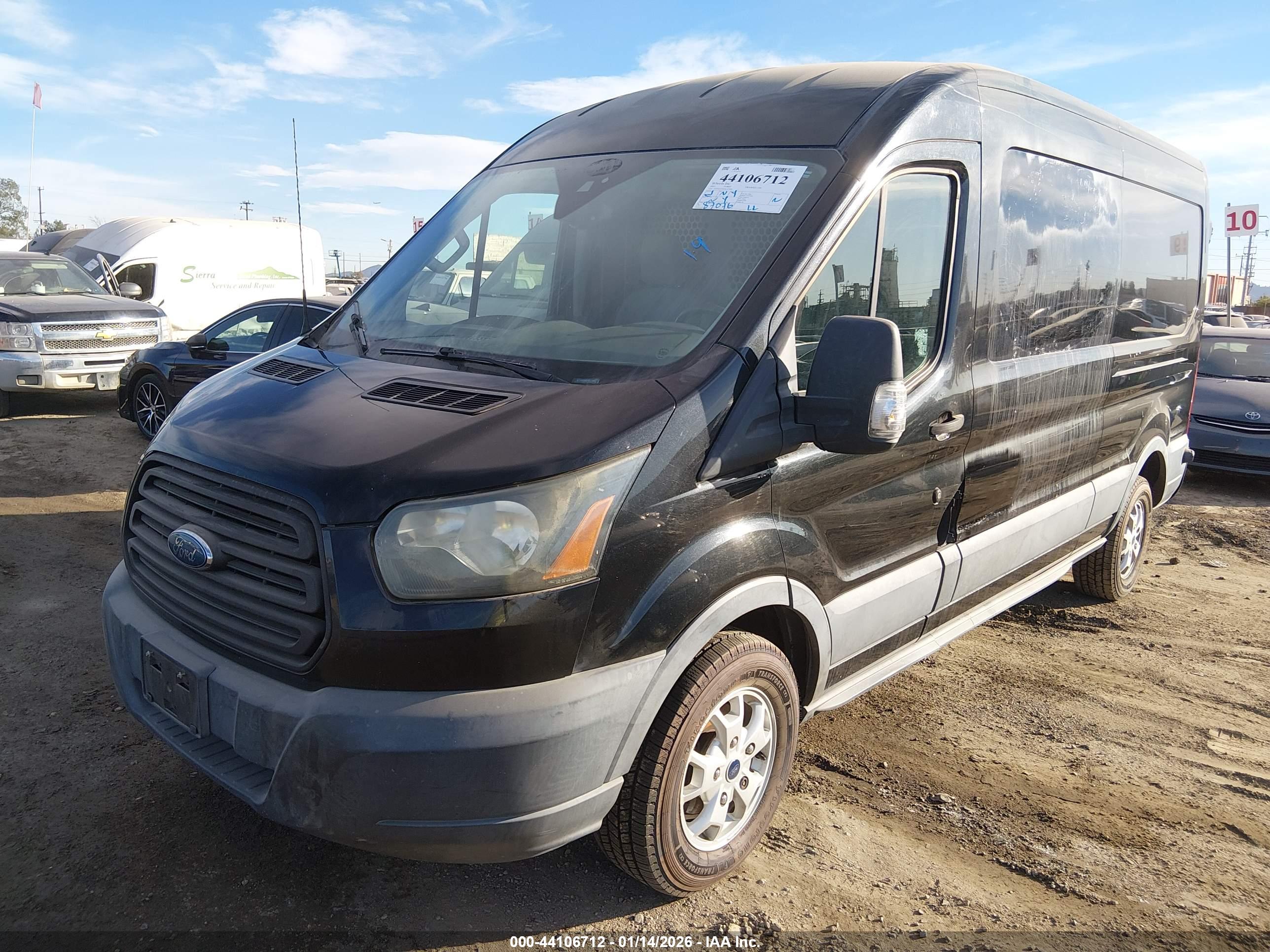 FORD TRANSIT-250 image 2