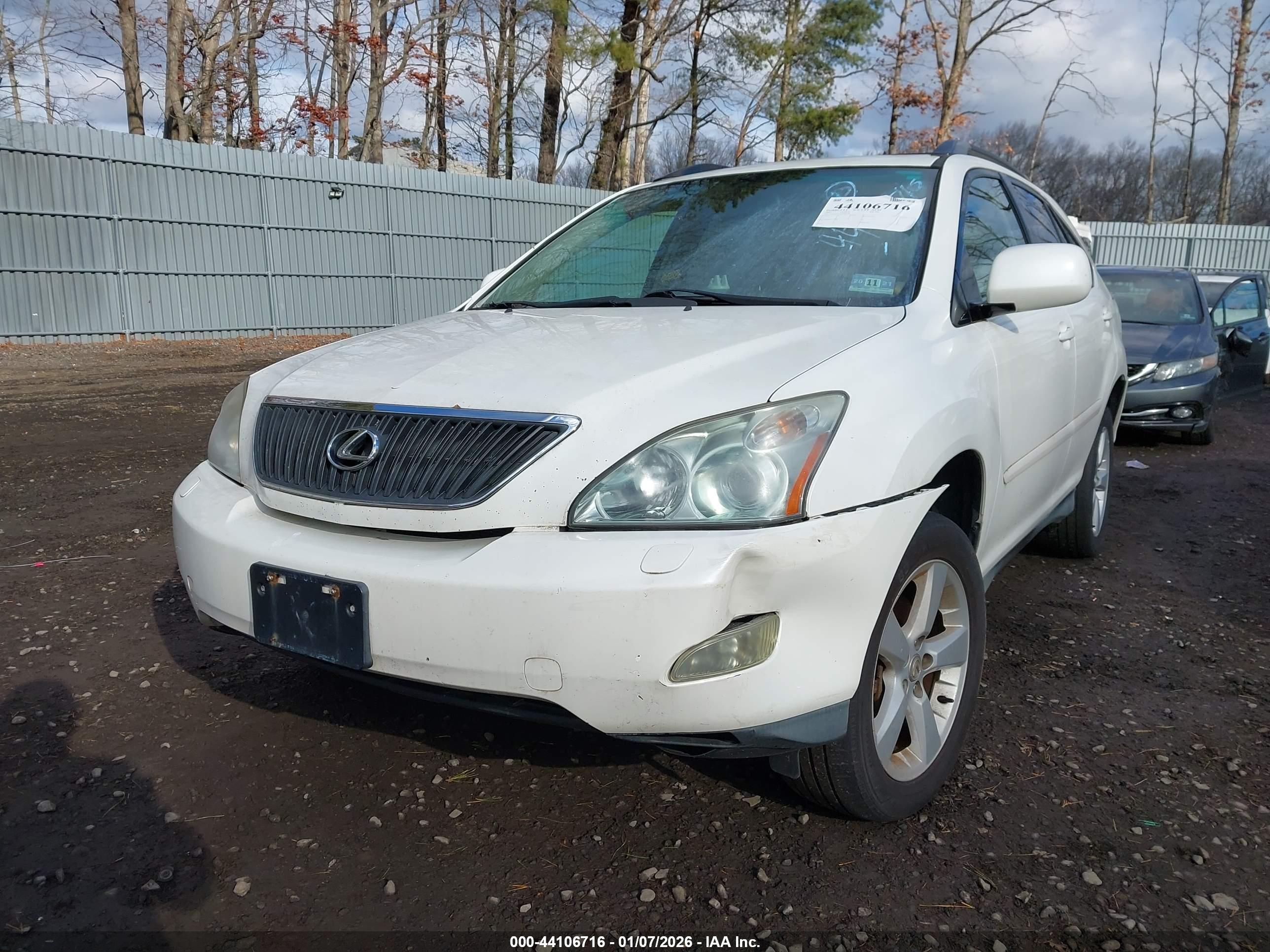 LEXUS RX image 2
