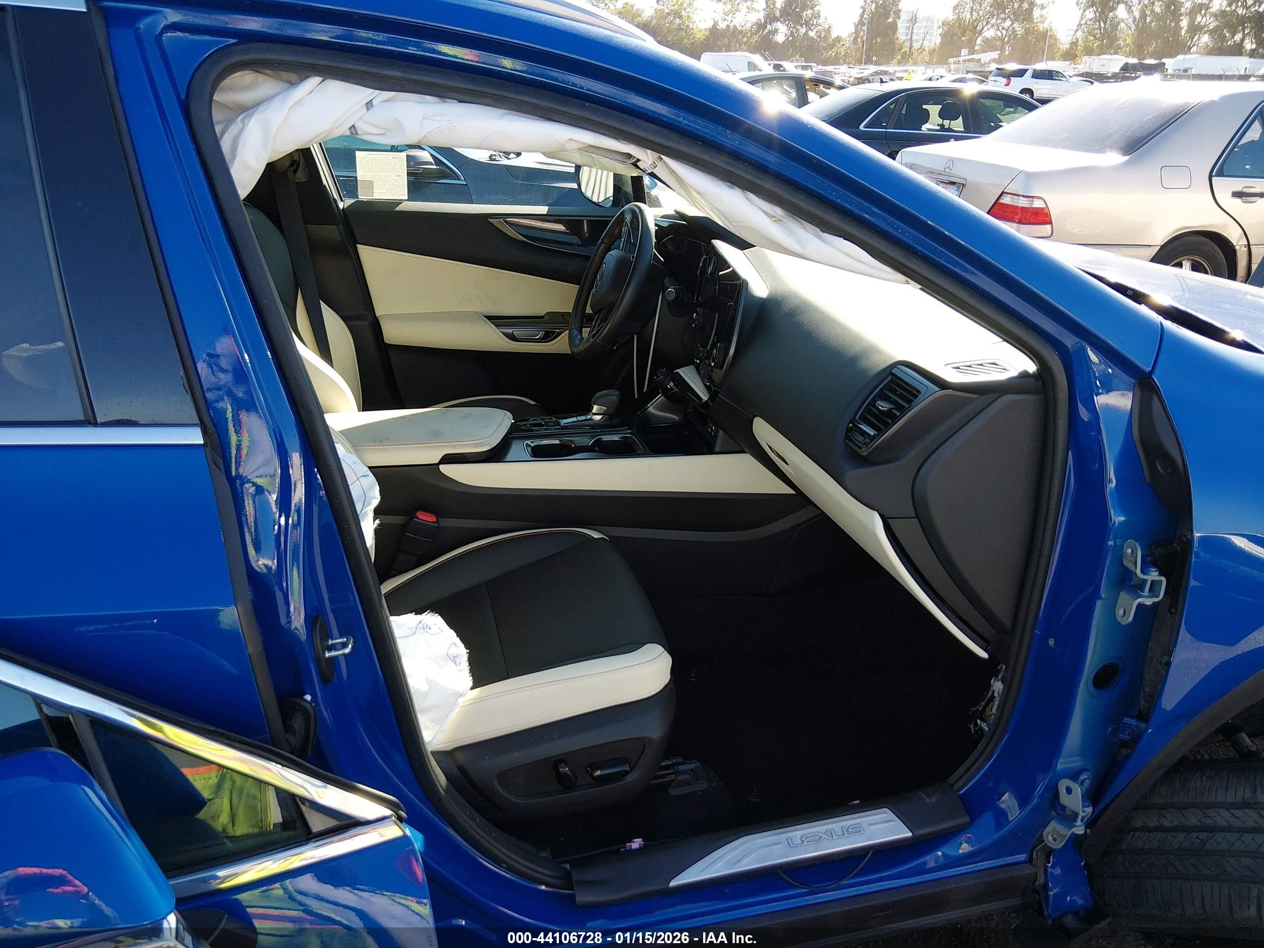 LEXUS NX image 5