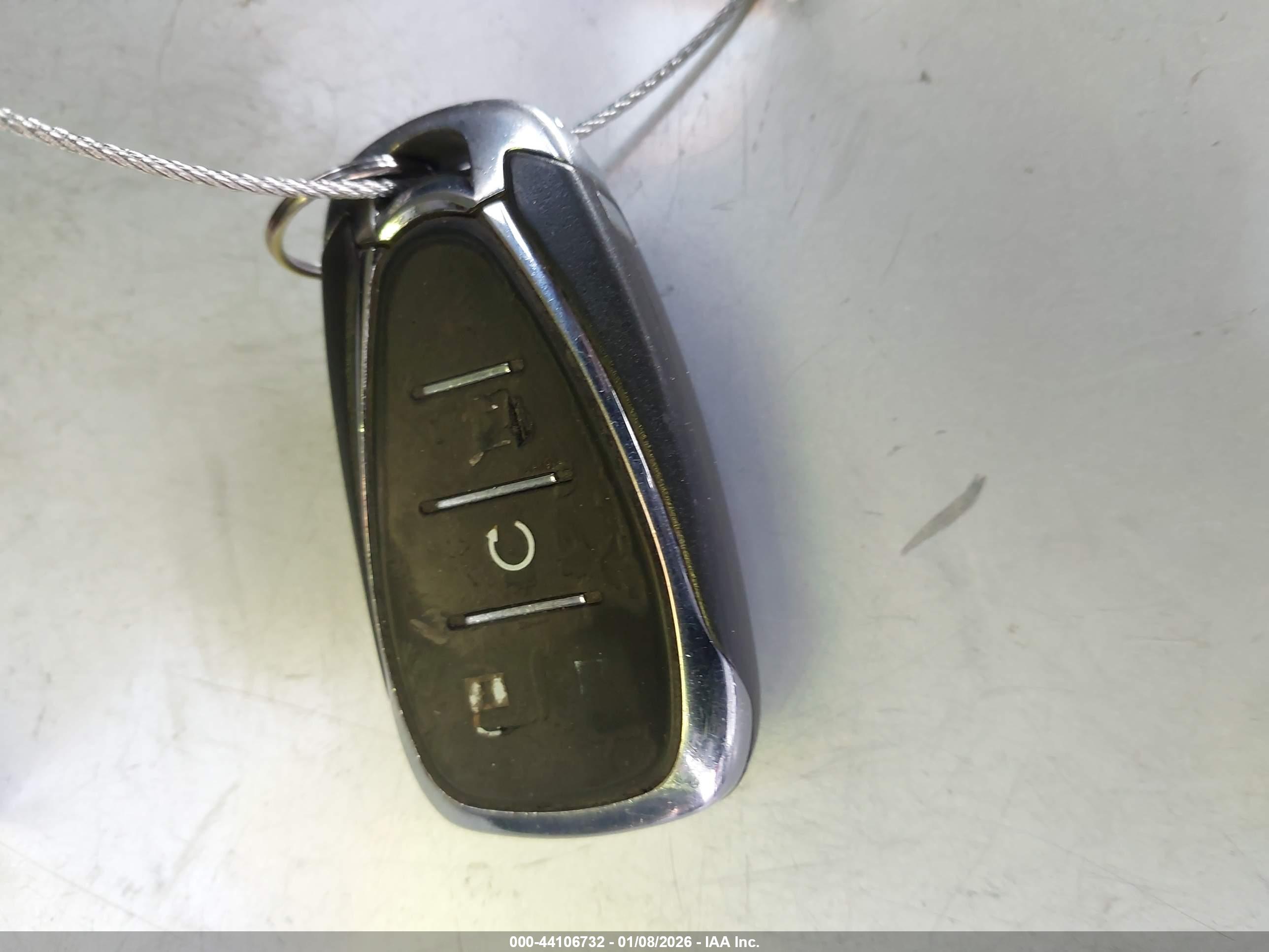 CHEVROLET EQUINOX image 11