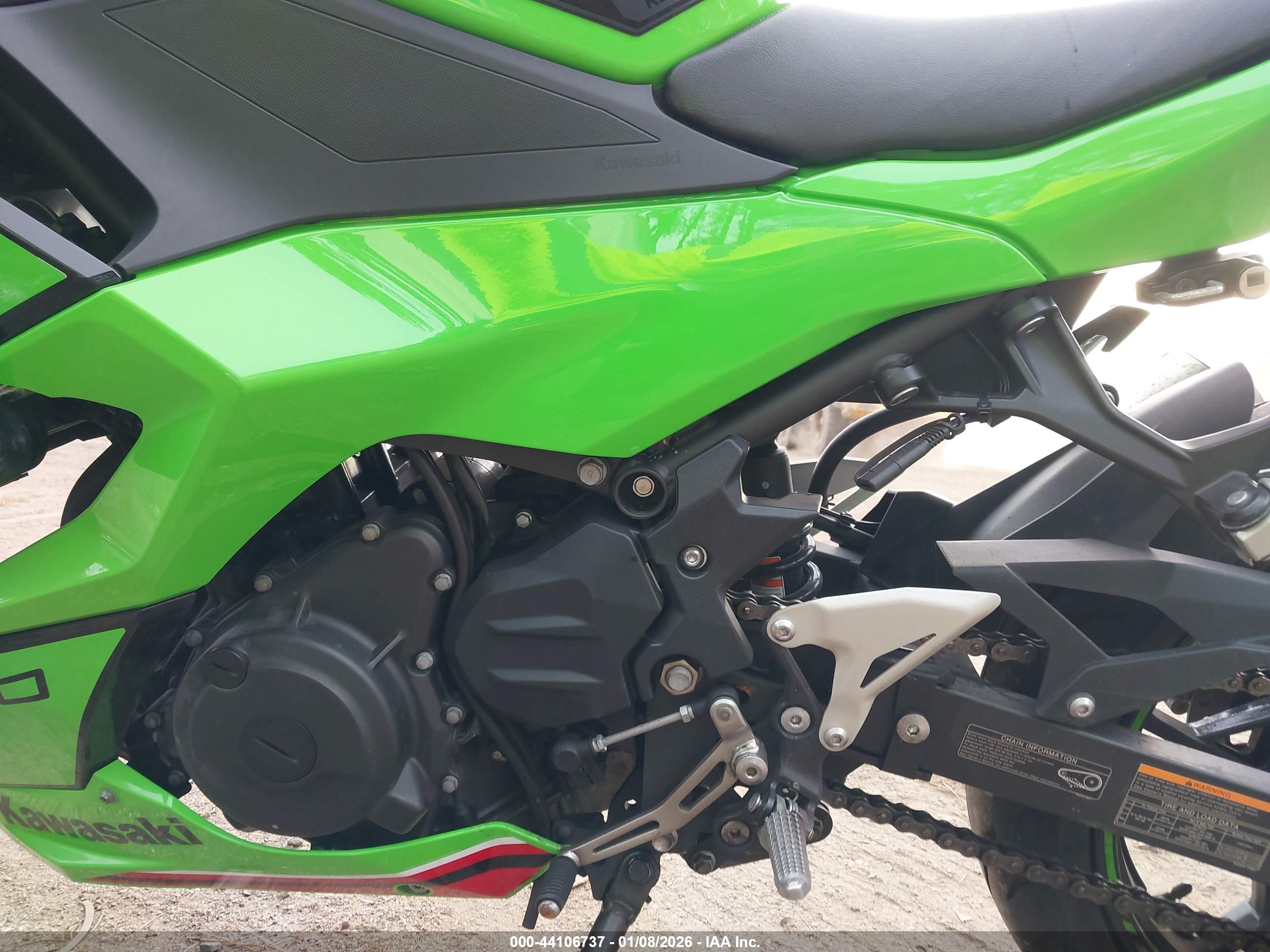 KAWASAKI EX500 image 9