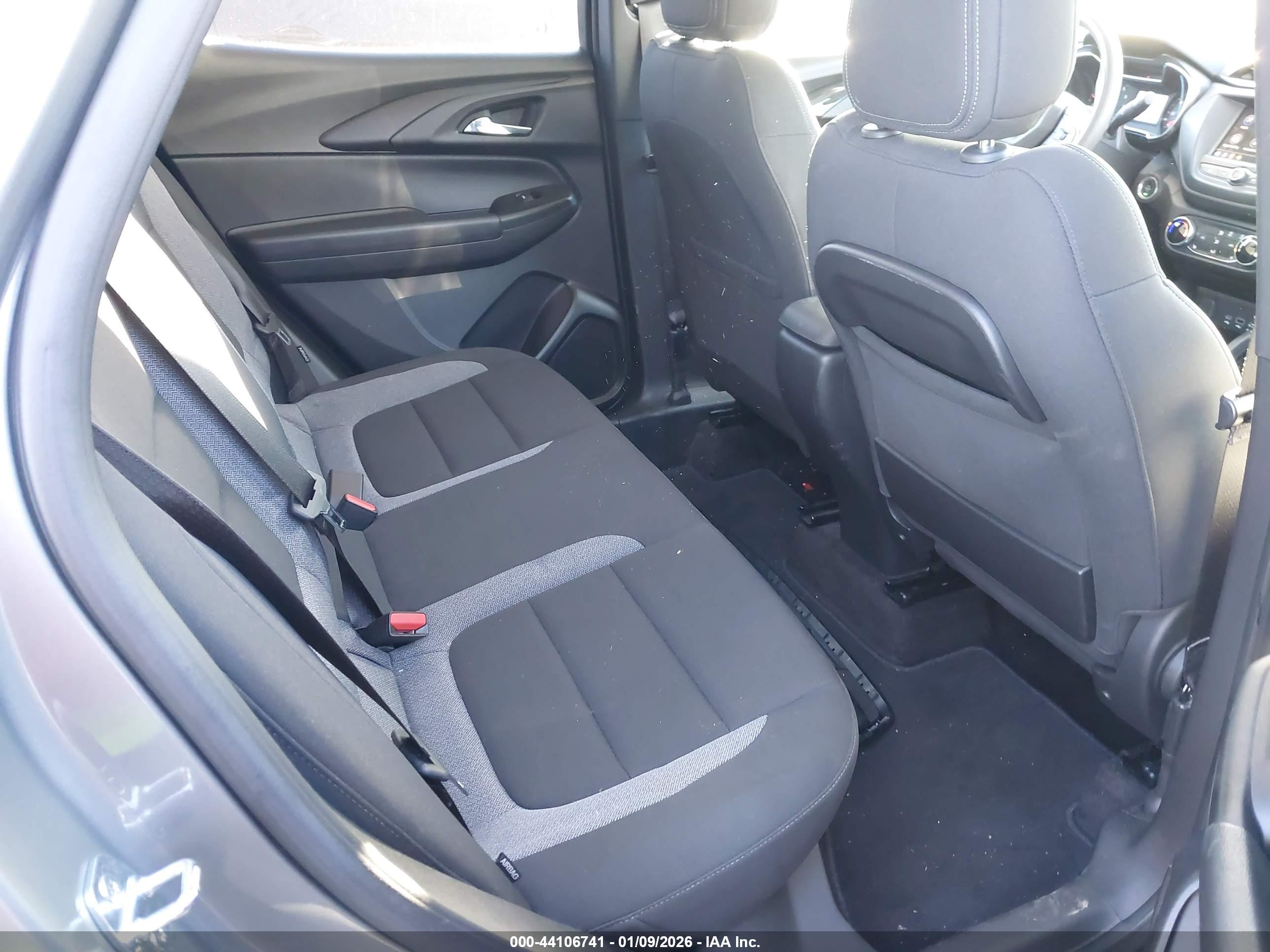 CHEVROLET TRAILBLAZER image 8