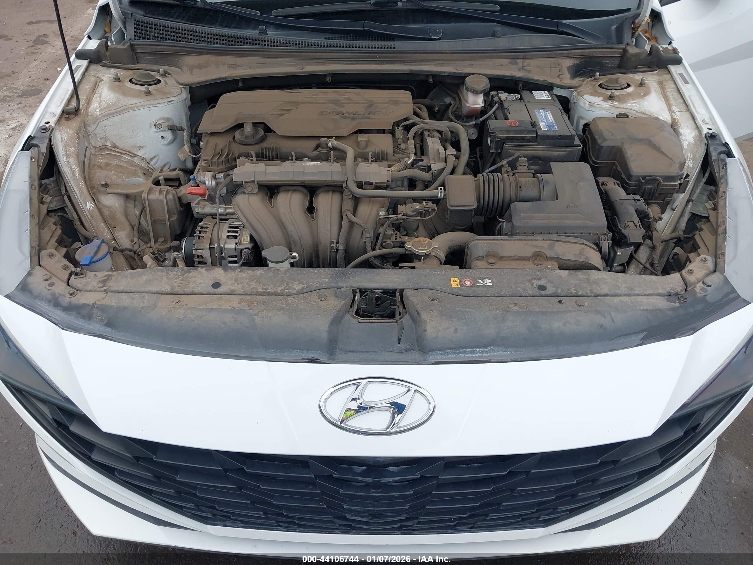 HYUNDAI ELANTRA image 10