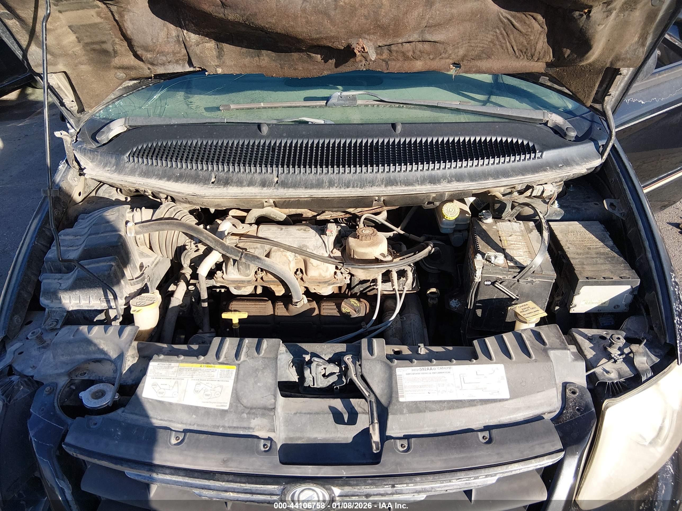 CHRYSLER TOWN image 10