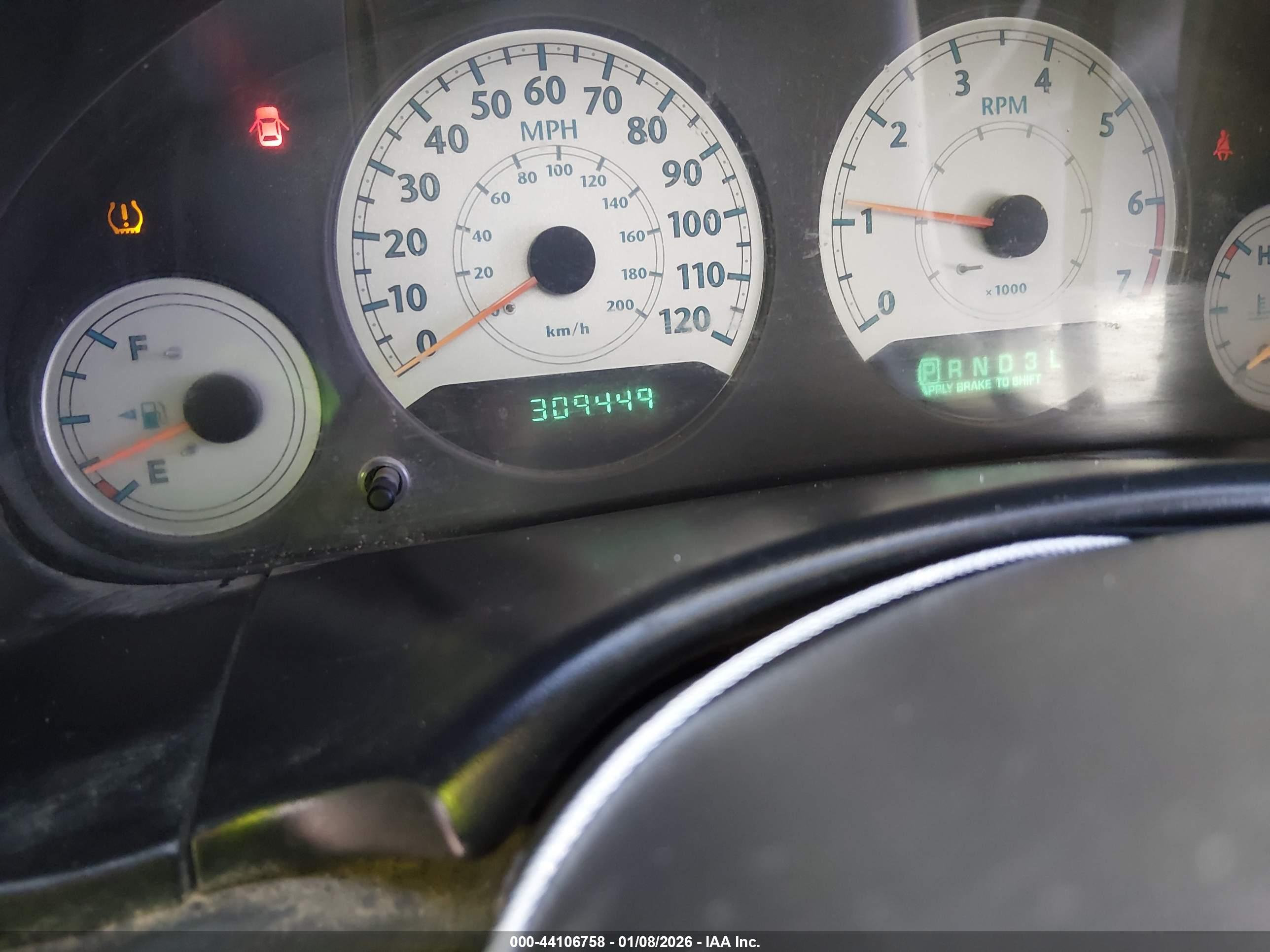CHRYSLER TOWN image 7