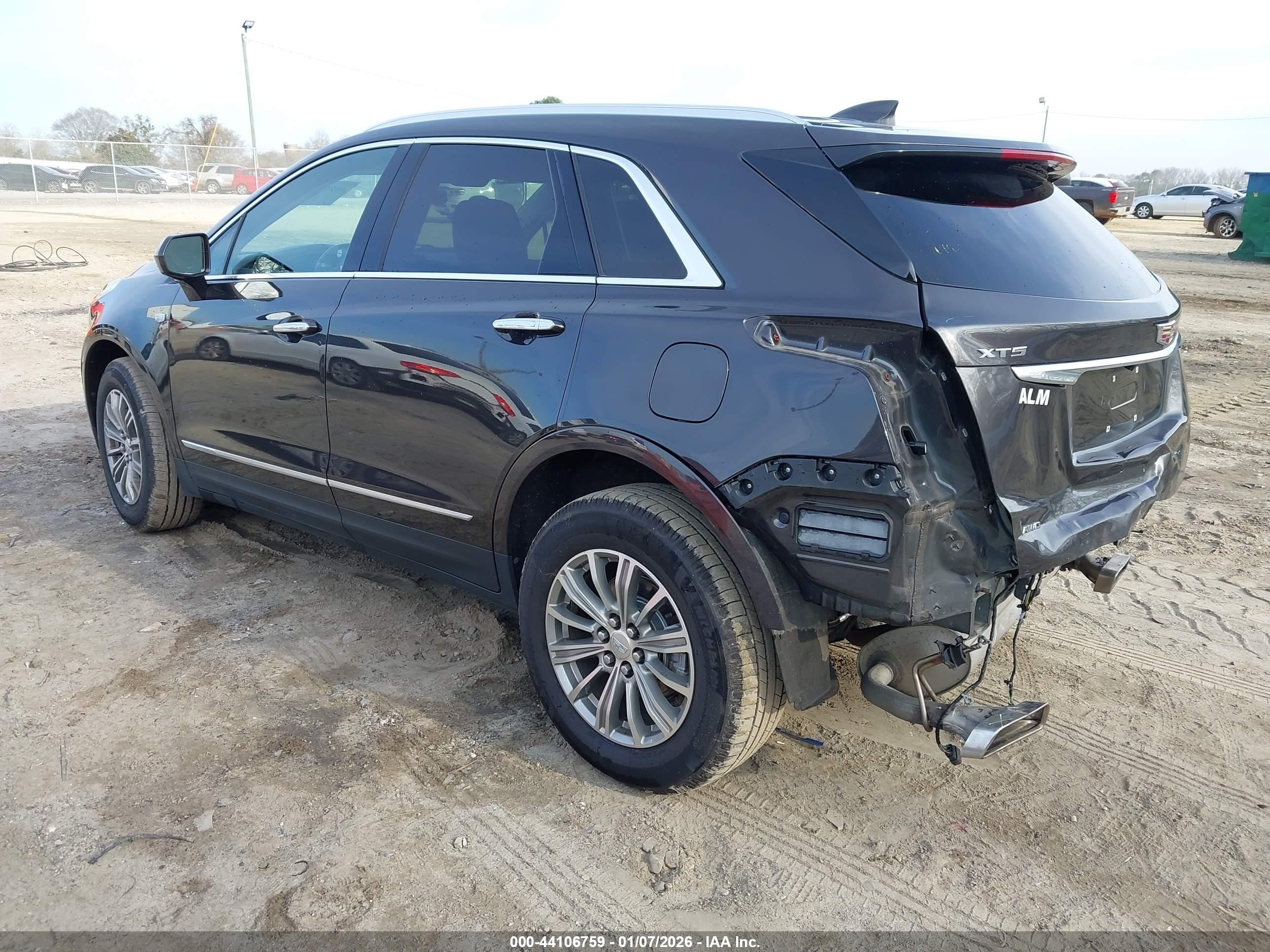 CADILLAC XT5 image 3