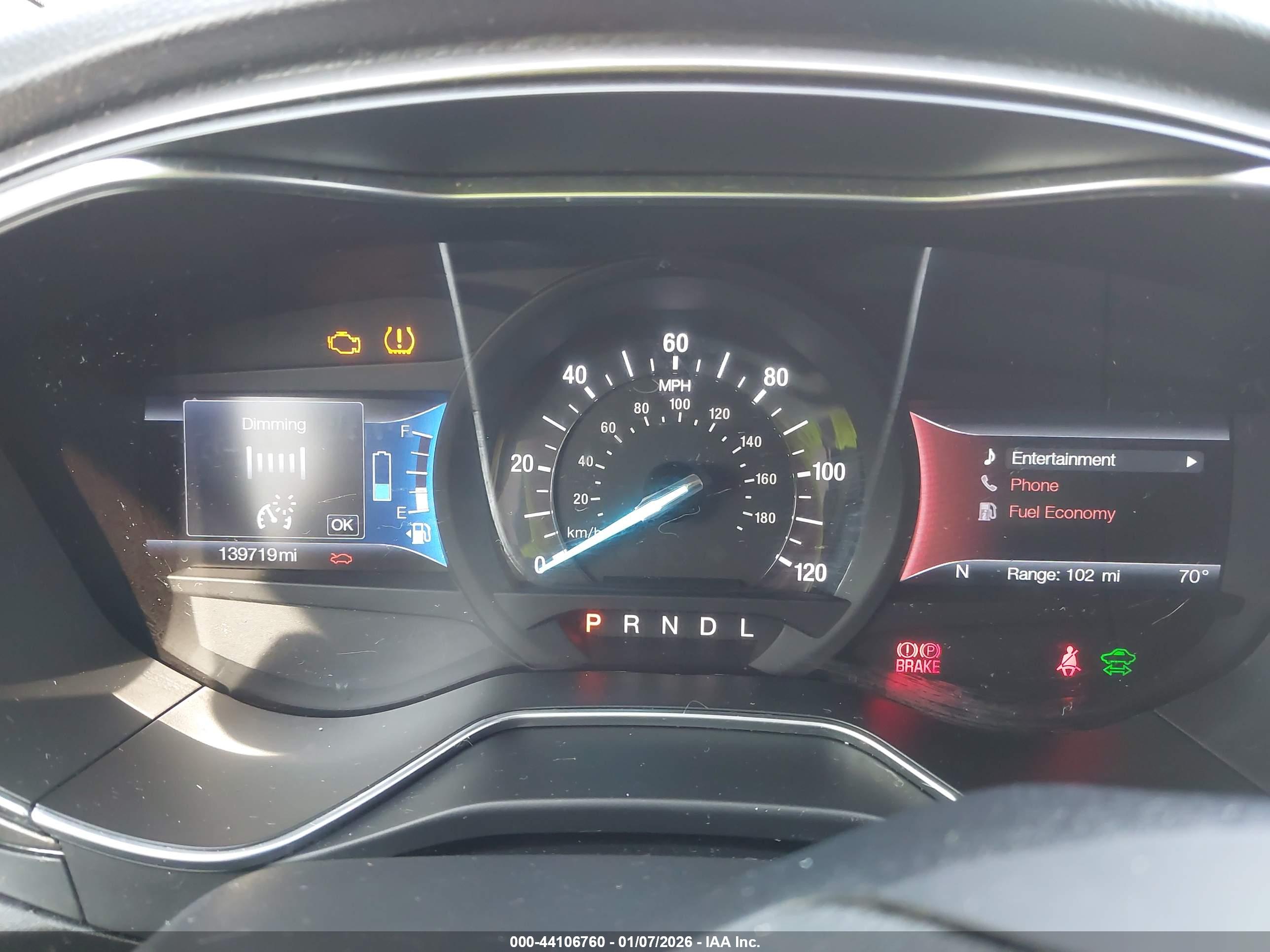 FORD FUSION image 7