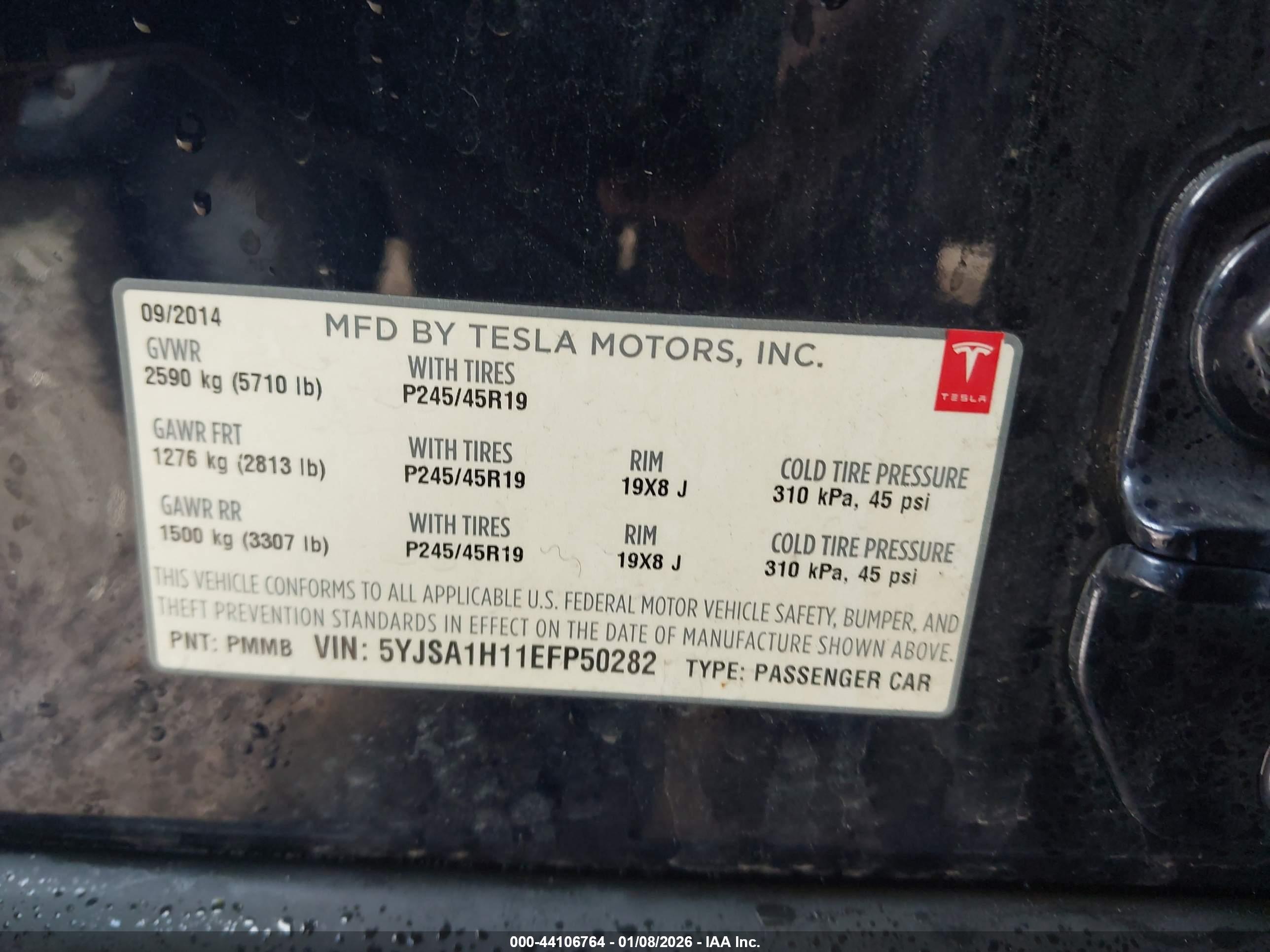 TESLA MODEL image 9