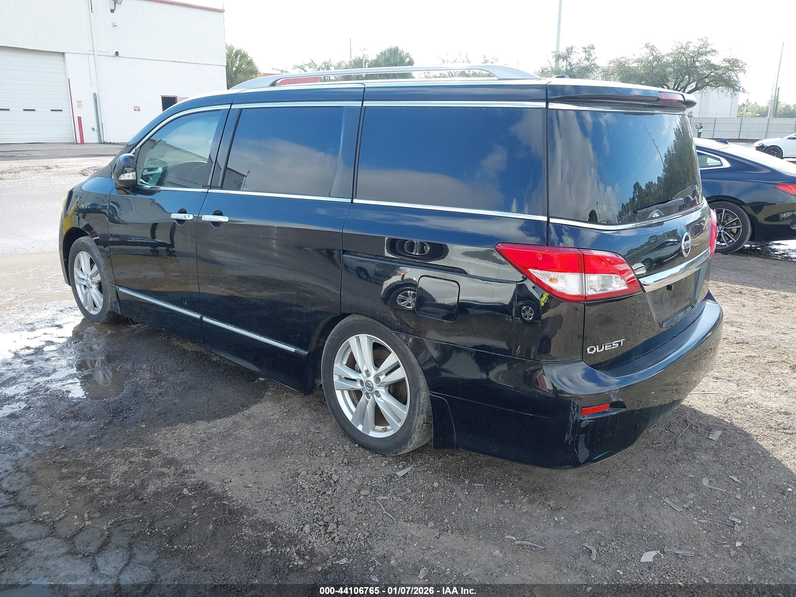 NISSAN QUEST image 3