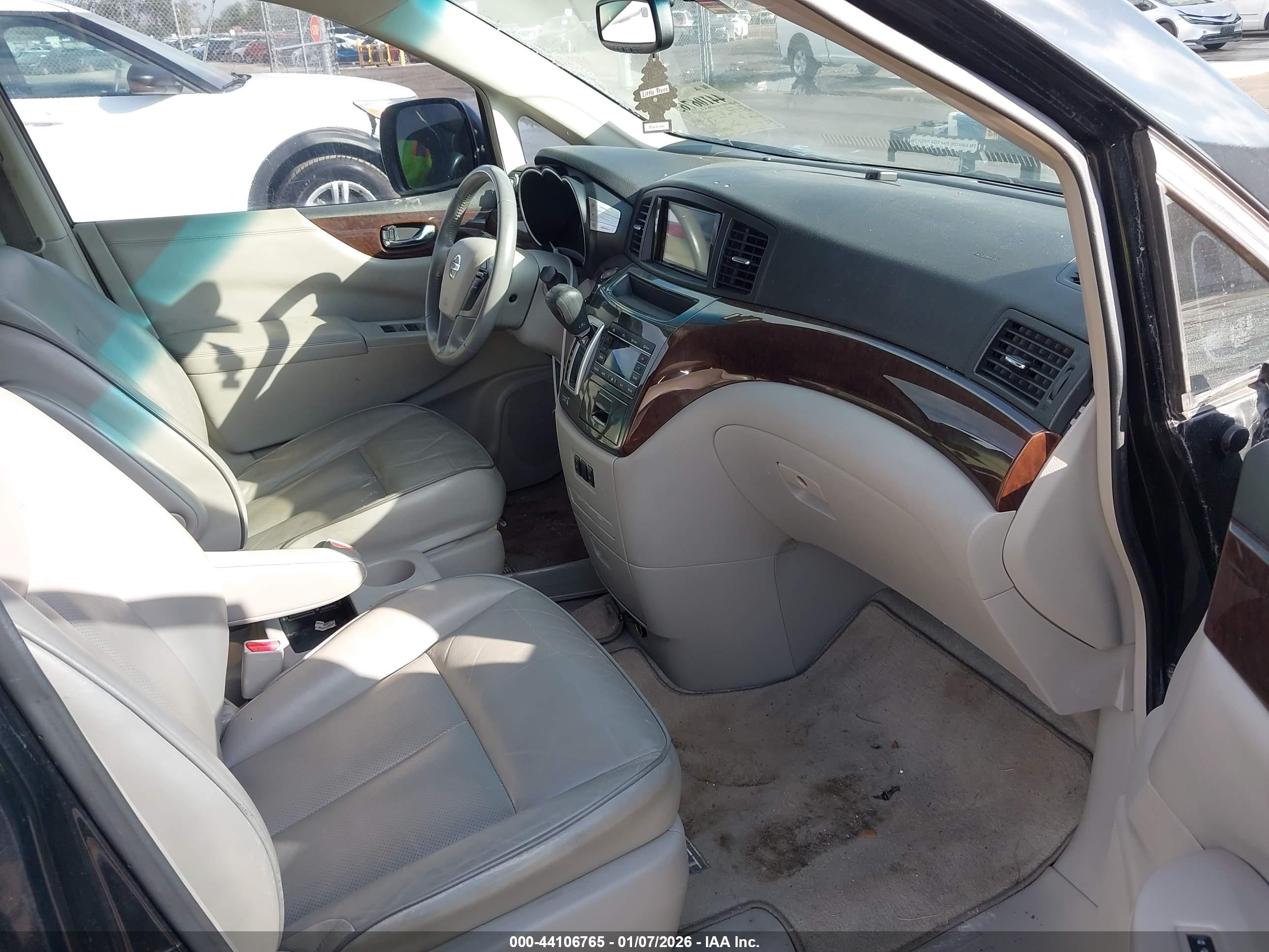 NISSAN QUEST image 5