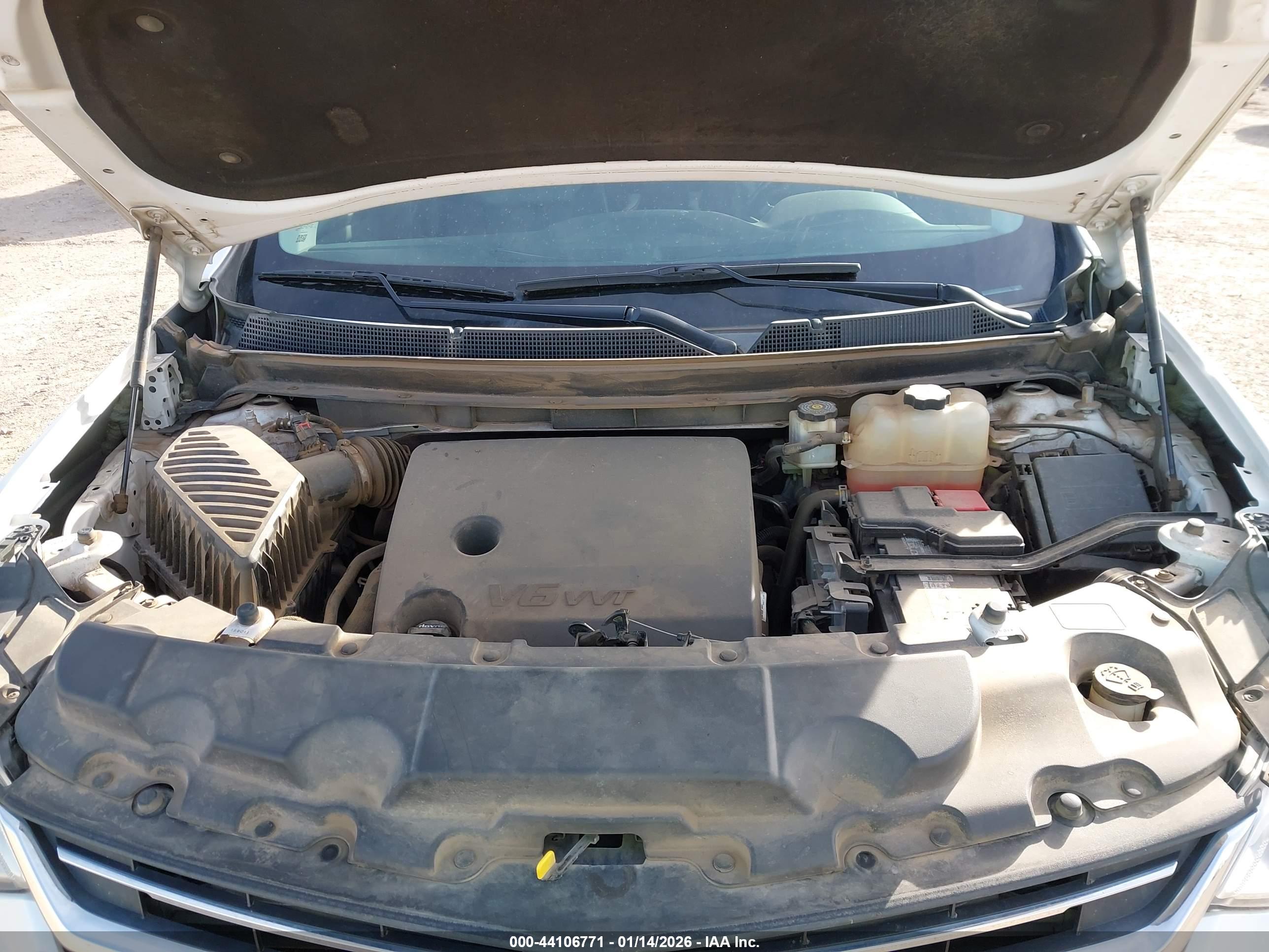 CHEVROLET TRAVERSE image 10