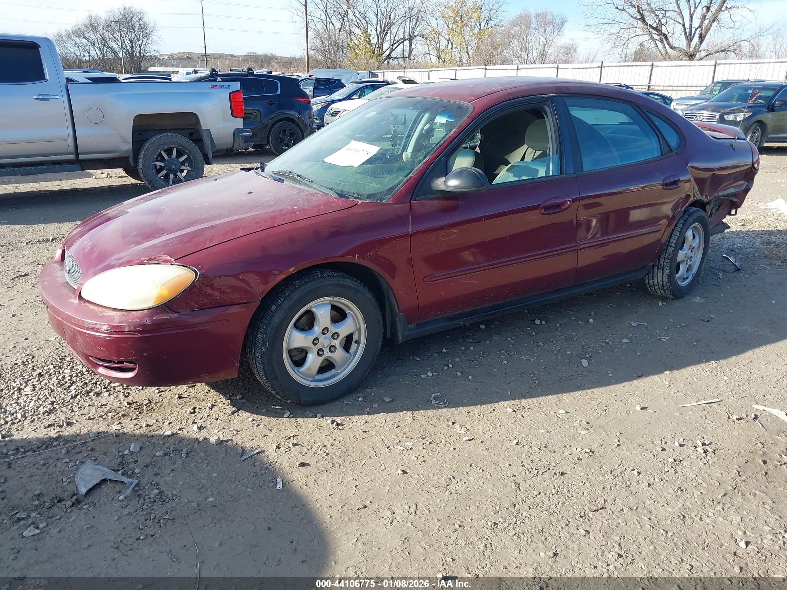 FORD TAURUS image 2