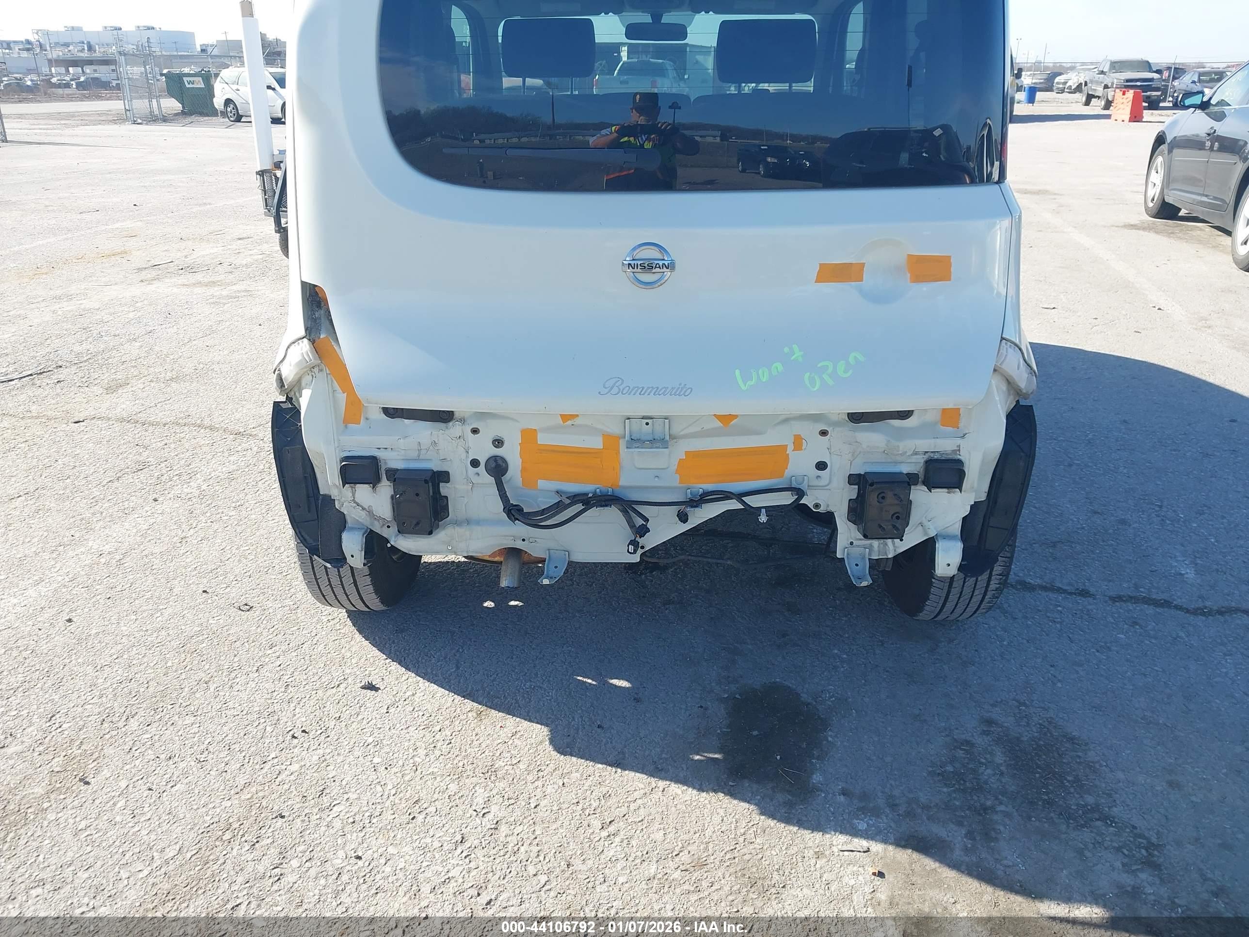 NISSAN CUBE image 6