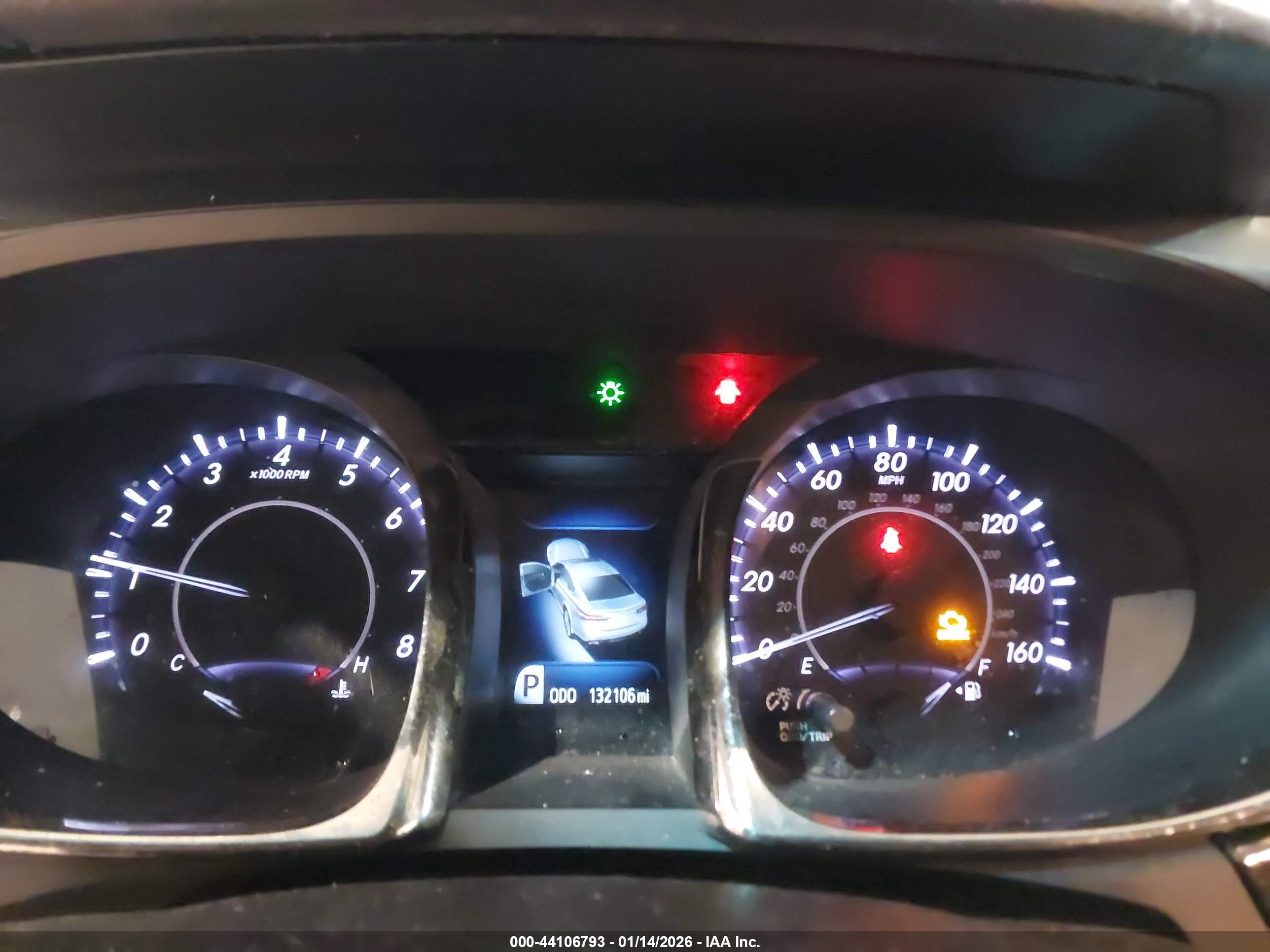 TOYOTA AVALON image 7