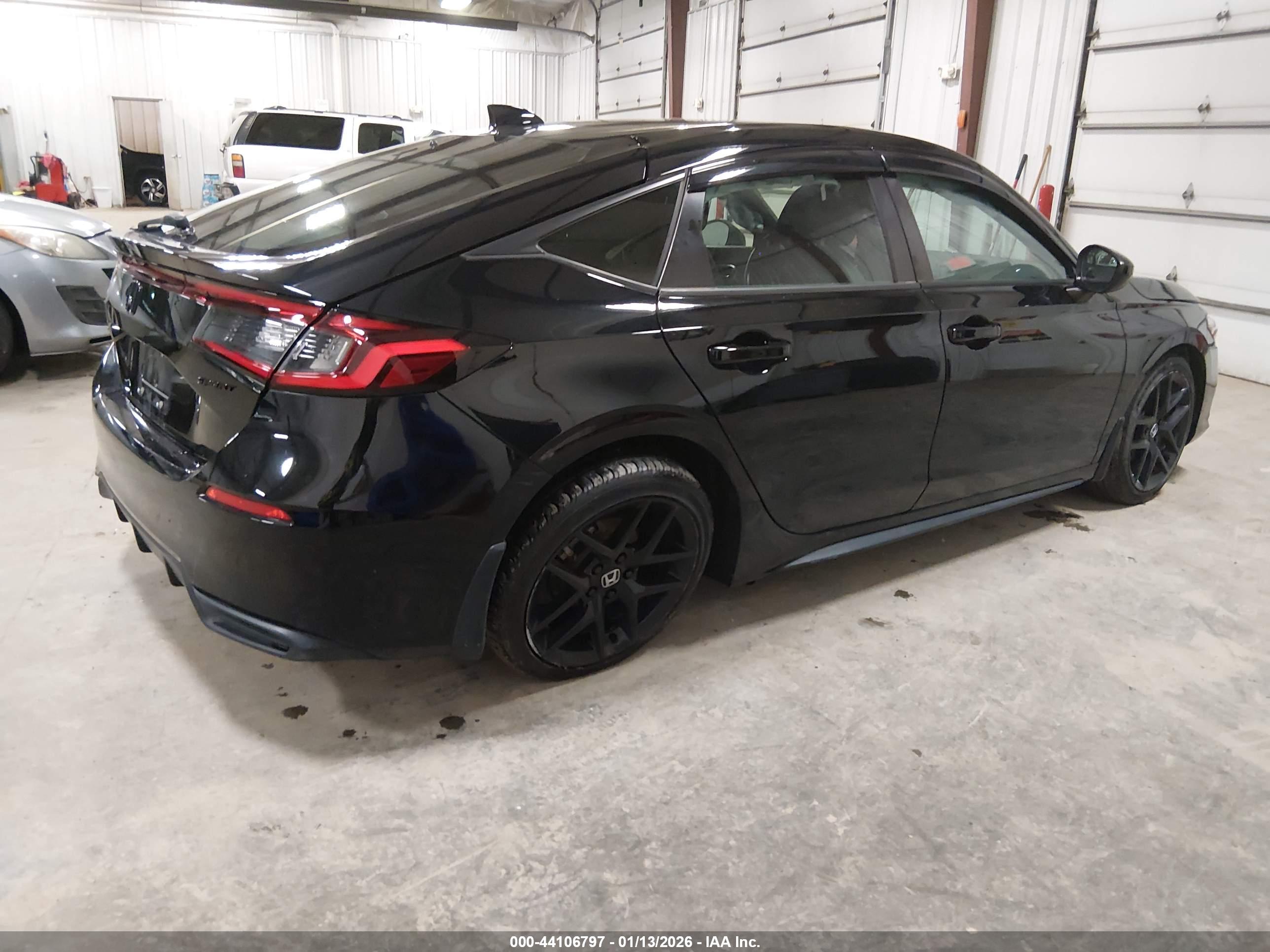 HONDA CIVIC image 4