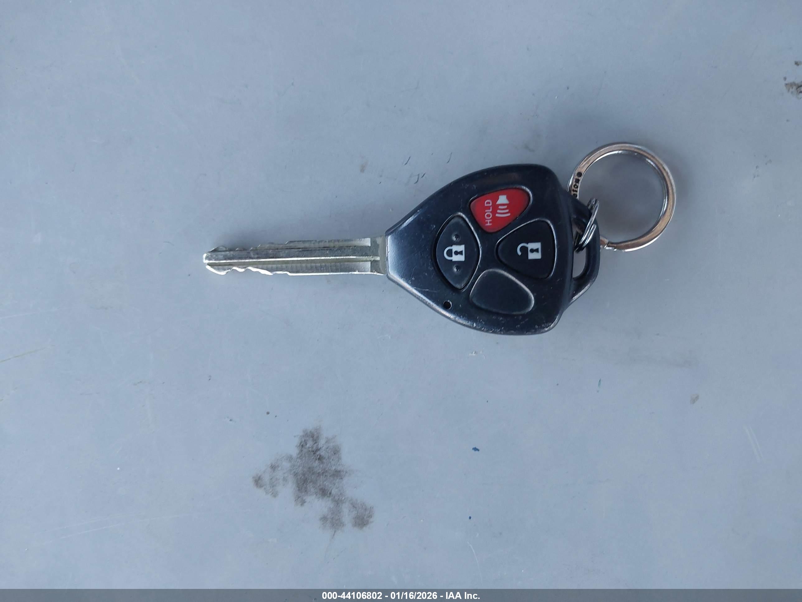 TOYOTA RAV4 image 11