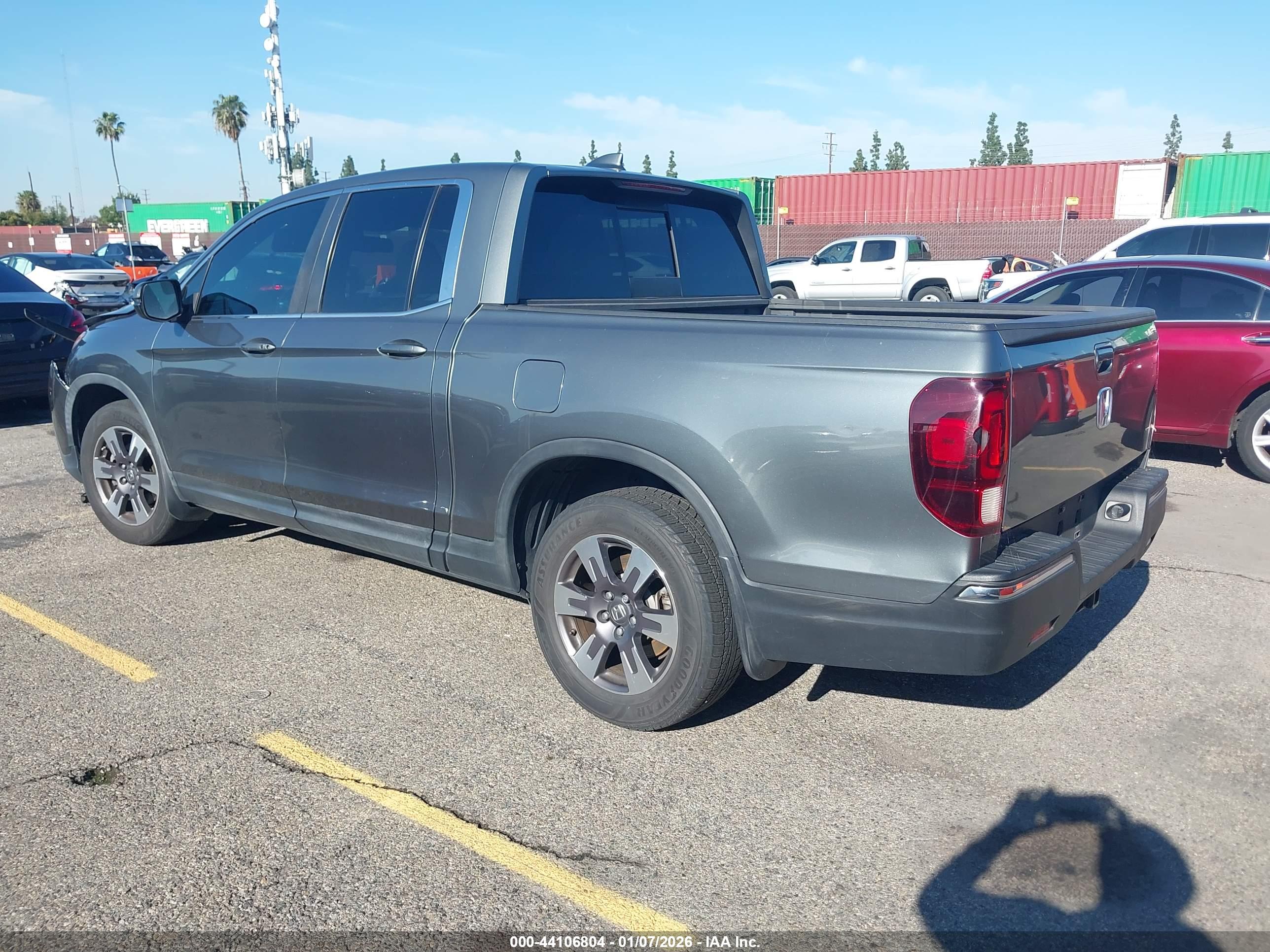 HONDA RIDGELINE image 3