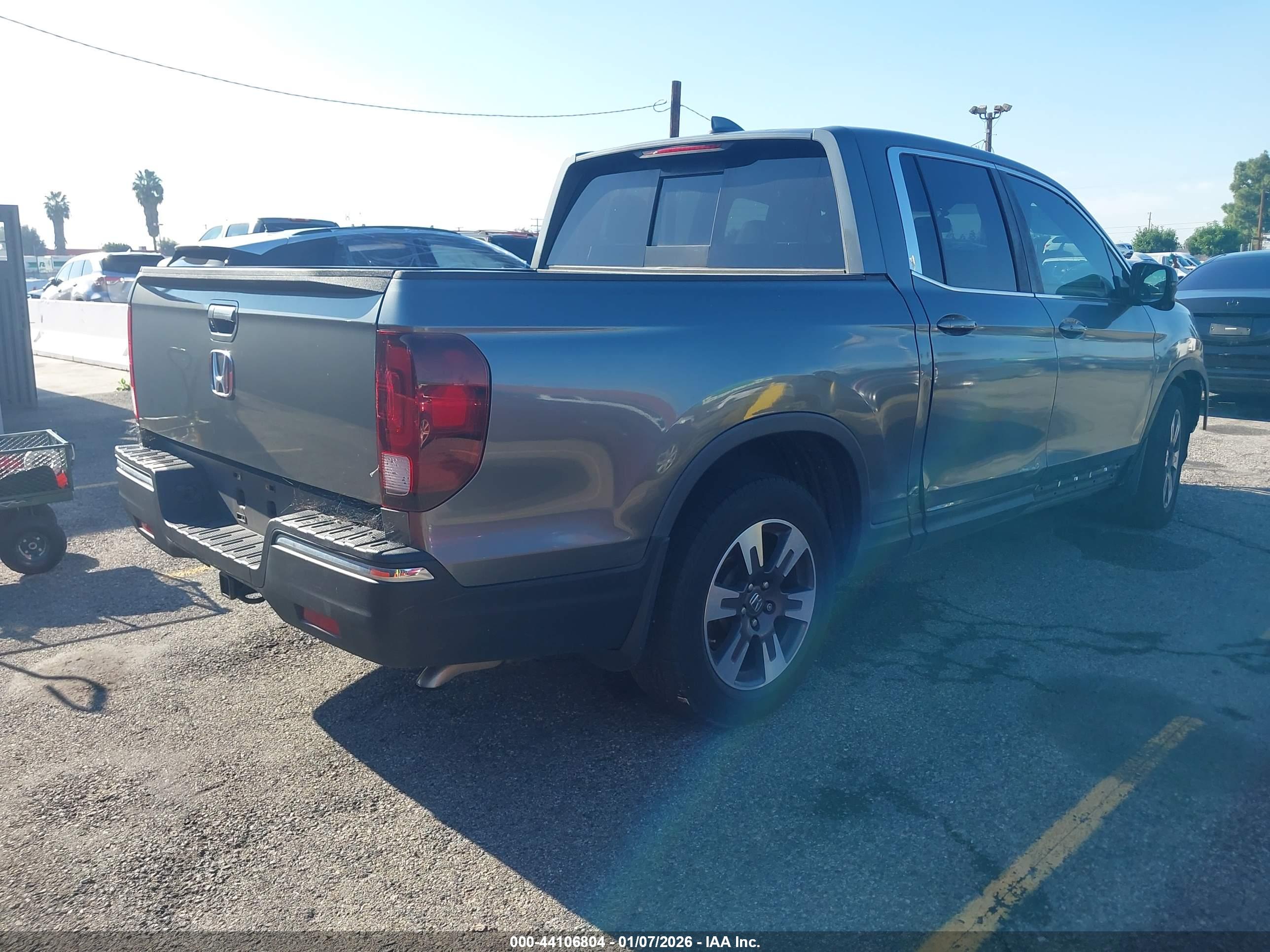 HONDA RIDGELINE image 4