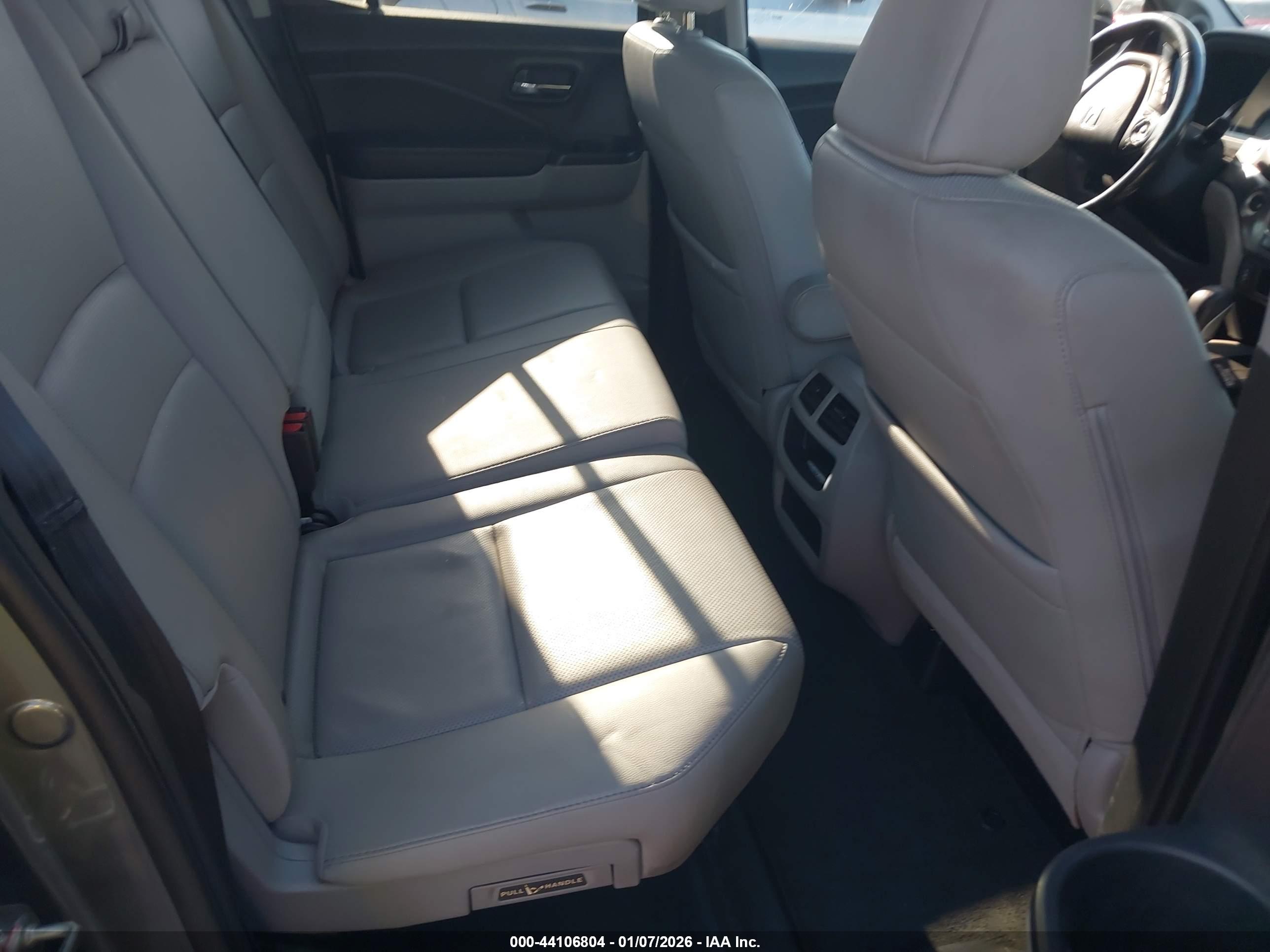 HONDA RIDGELINE image 8
