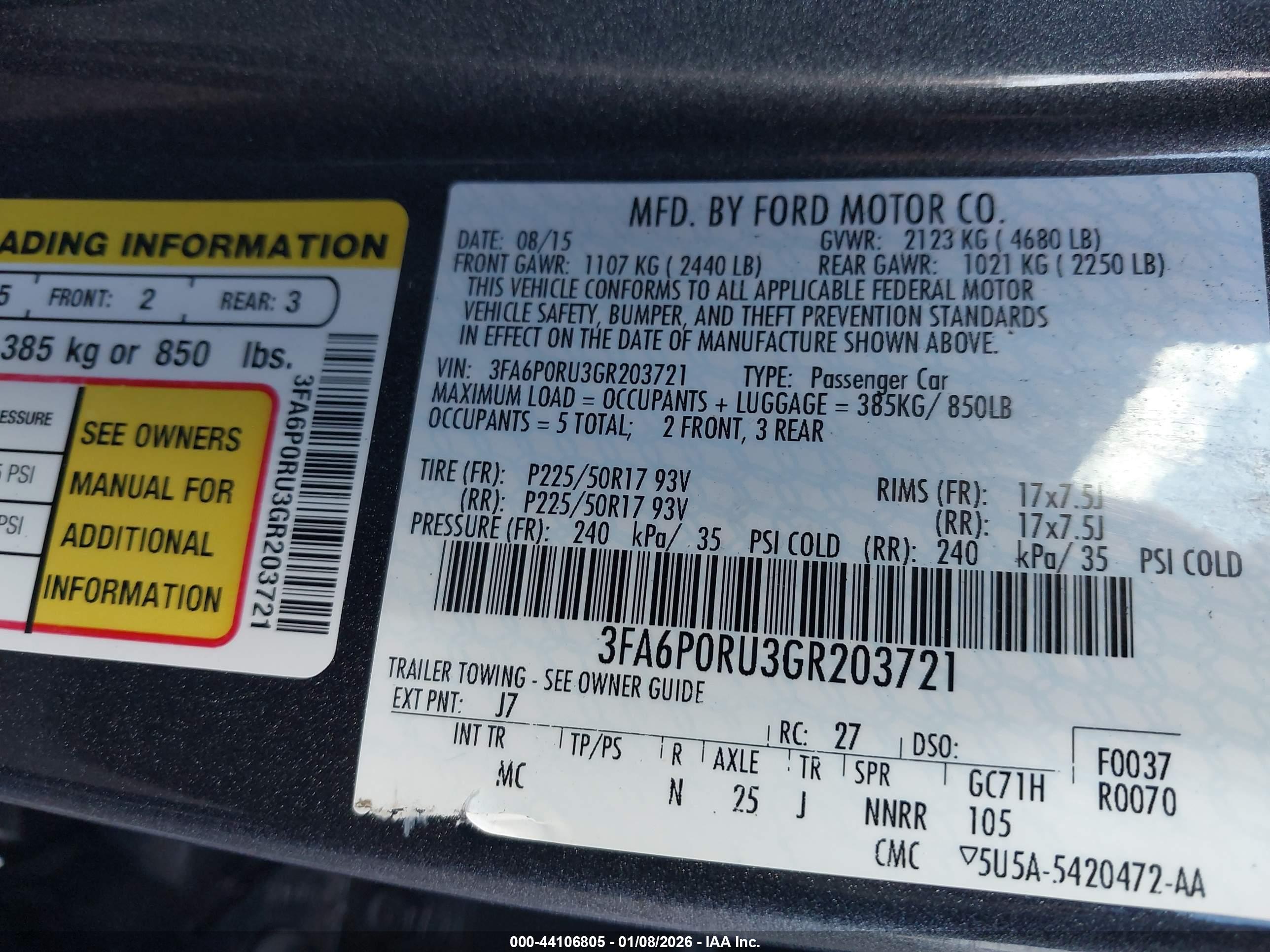 FORD FUSION image 9