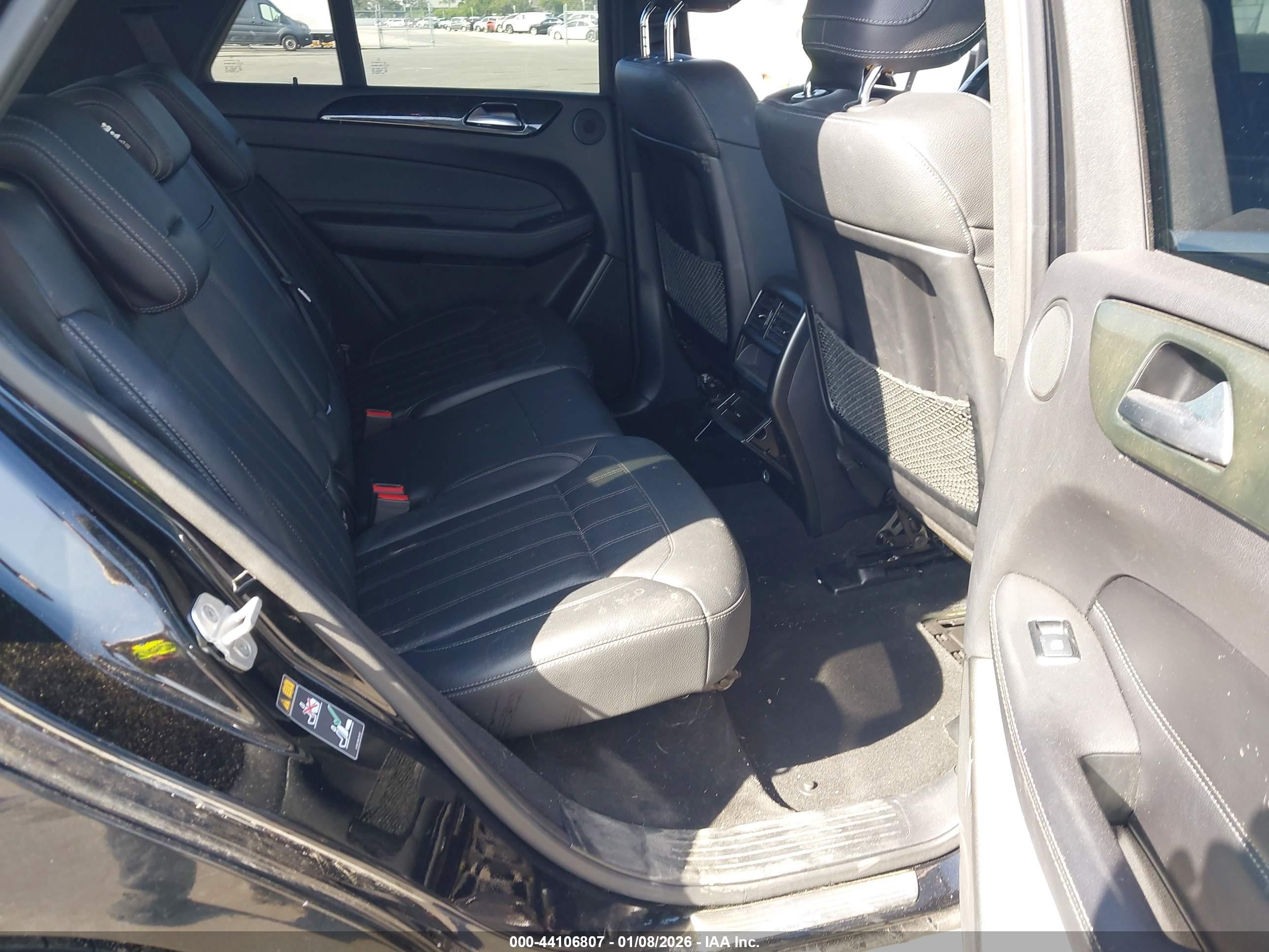 MERCEDES-BENZ GLE image 8