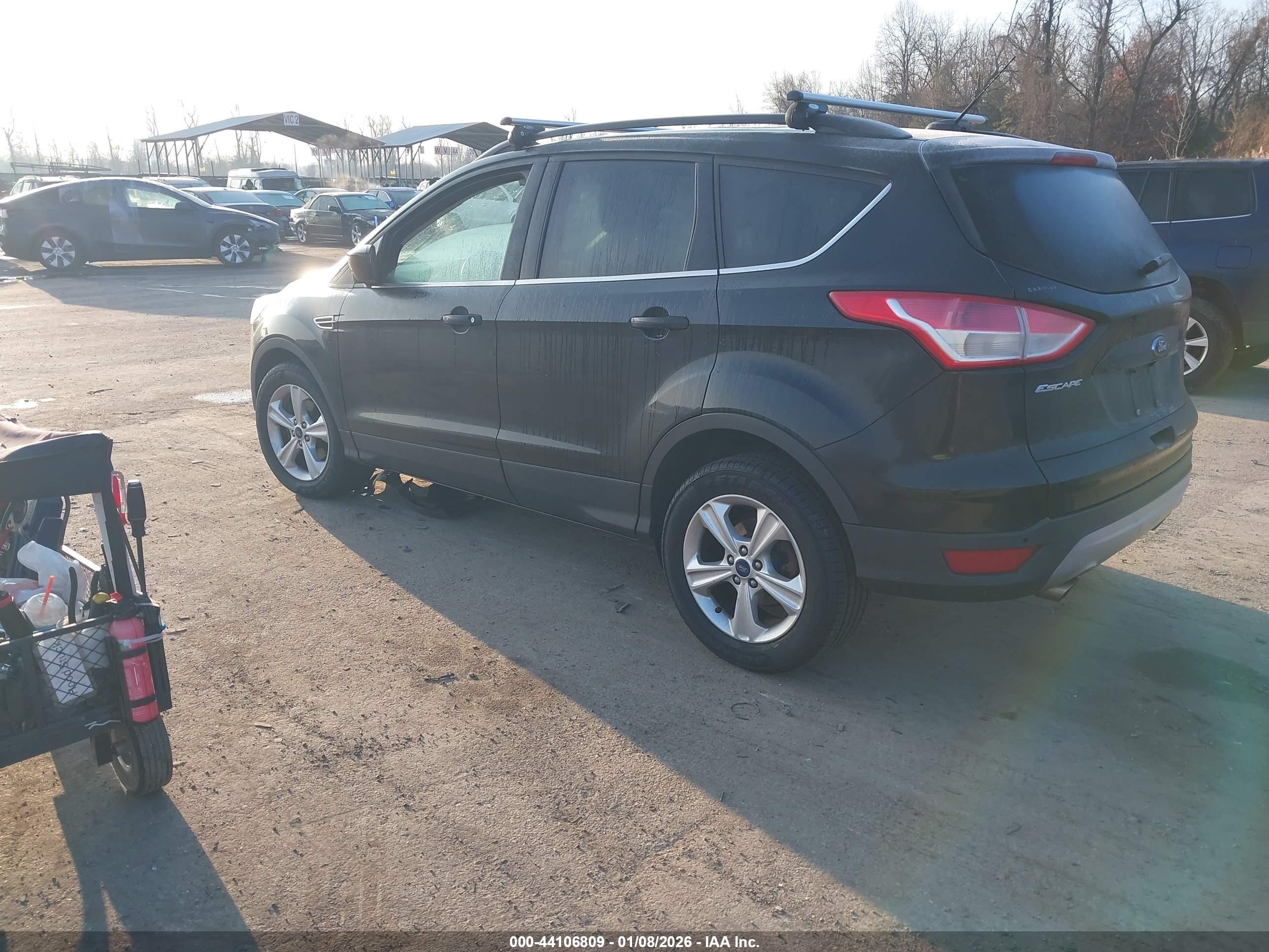 FORD ESCAPE image 3