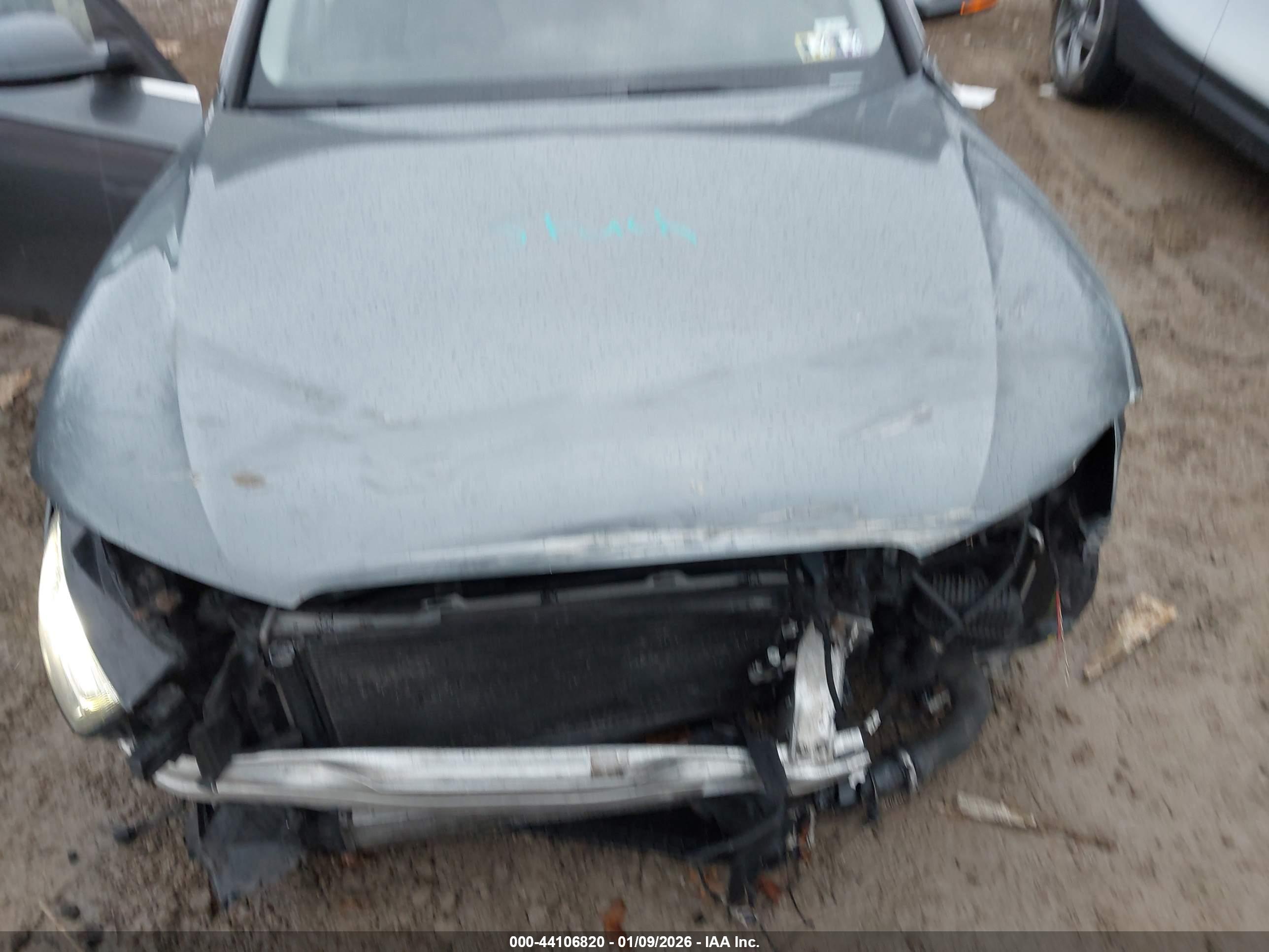 AUDI A4 image 10