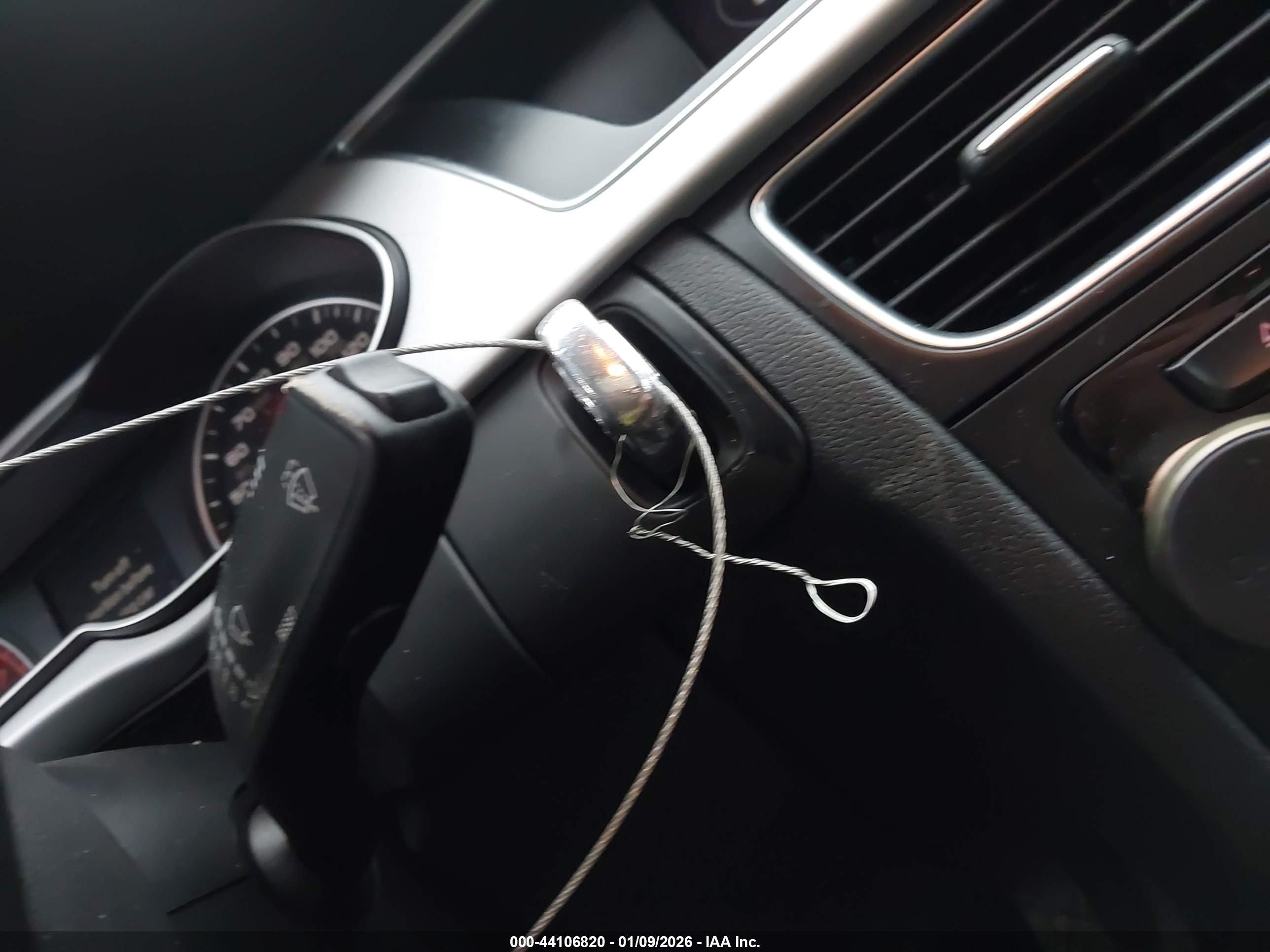 AUDI A4 image 11